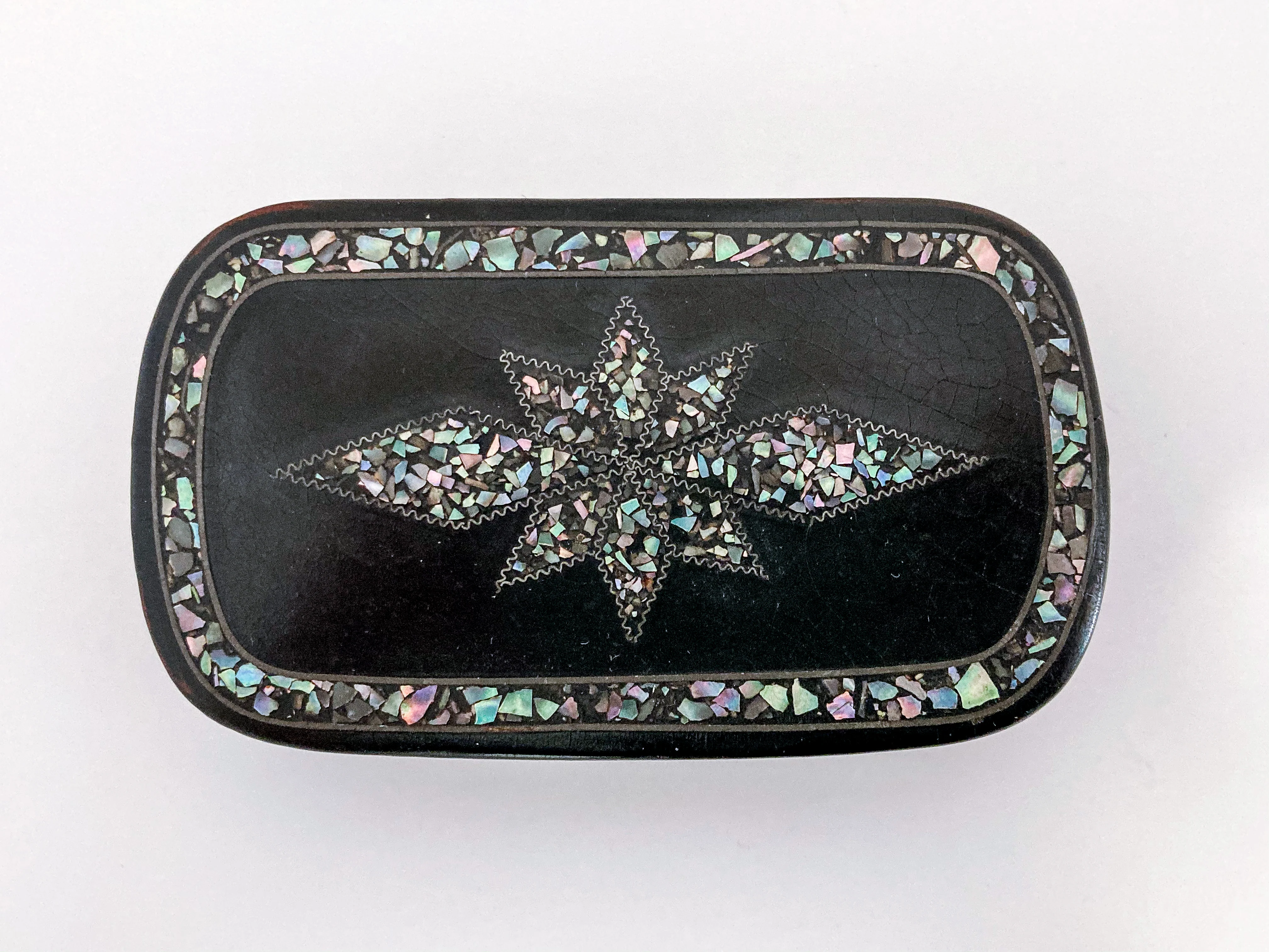 19th Century Antique Abalone Shell Inlay Papier-Mache English Trinket Box - Image 13