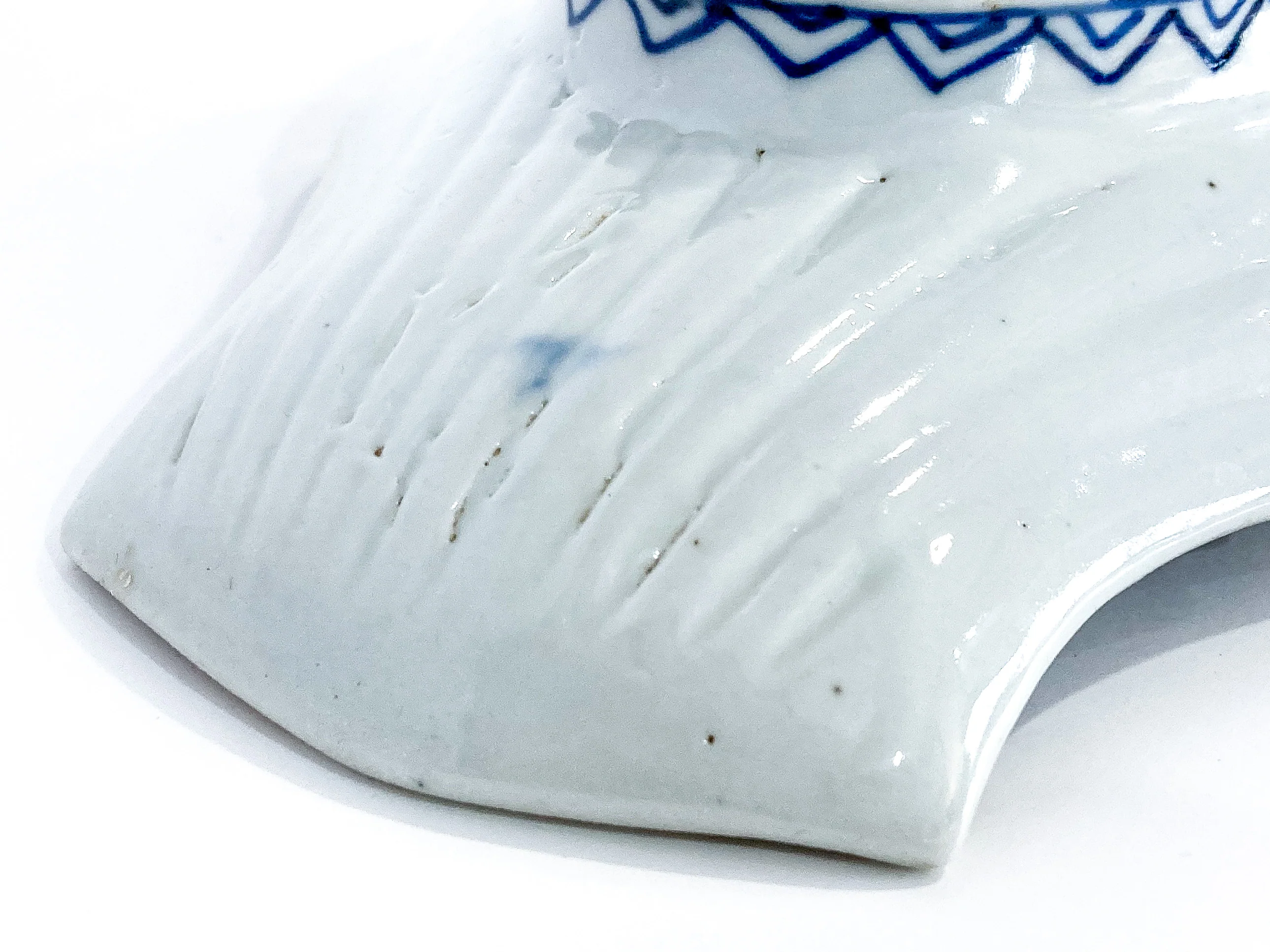 Antique Imari Floral Motif Shell Shaped Japanese Porcelain Dish Tray - Image 13