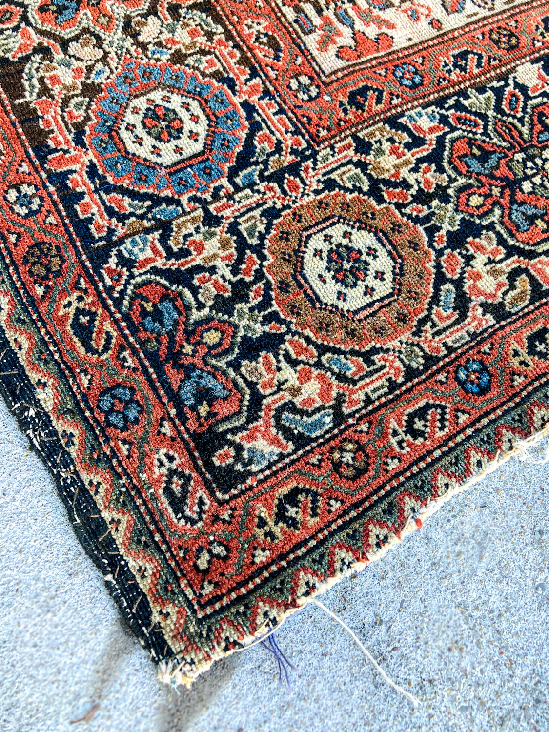 Antique 1920s Possibly Mohtasham Kashan Persian 6x4ft Woven Wool Rug - Image 5