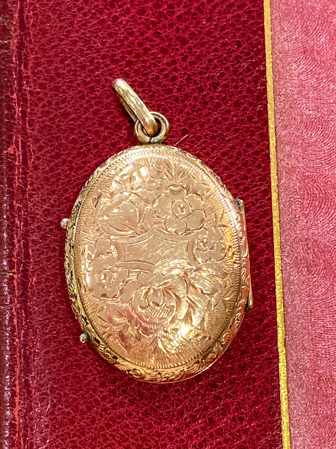 Antique Gold Filled Oval Floral Engraved Mourning Hair Locket Pendant - Image 8
