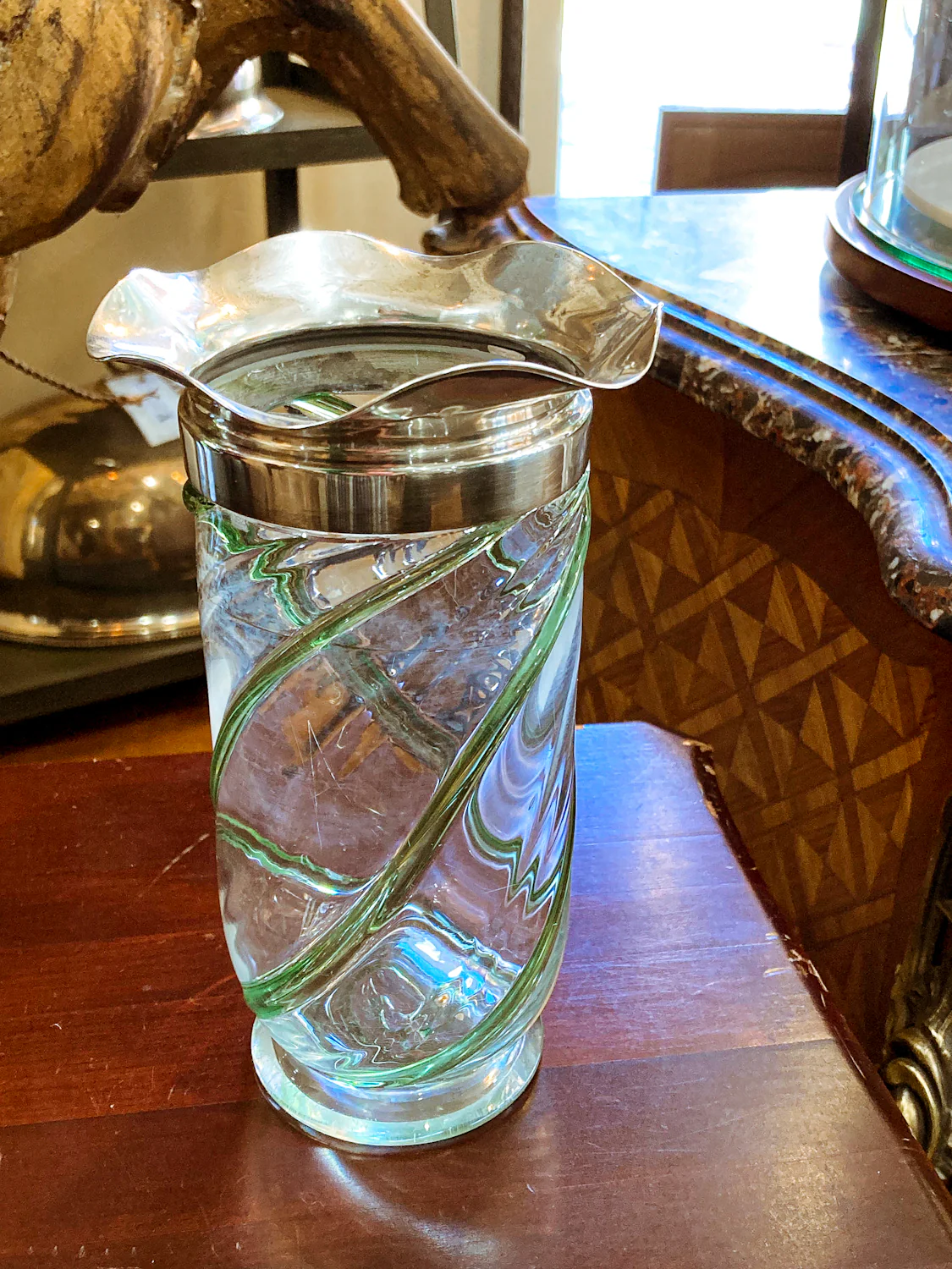 Antique 1908 English Handblown Green Swirl Sterling Silver Ruffle Rim Vase - Image 11