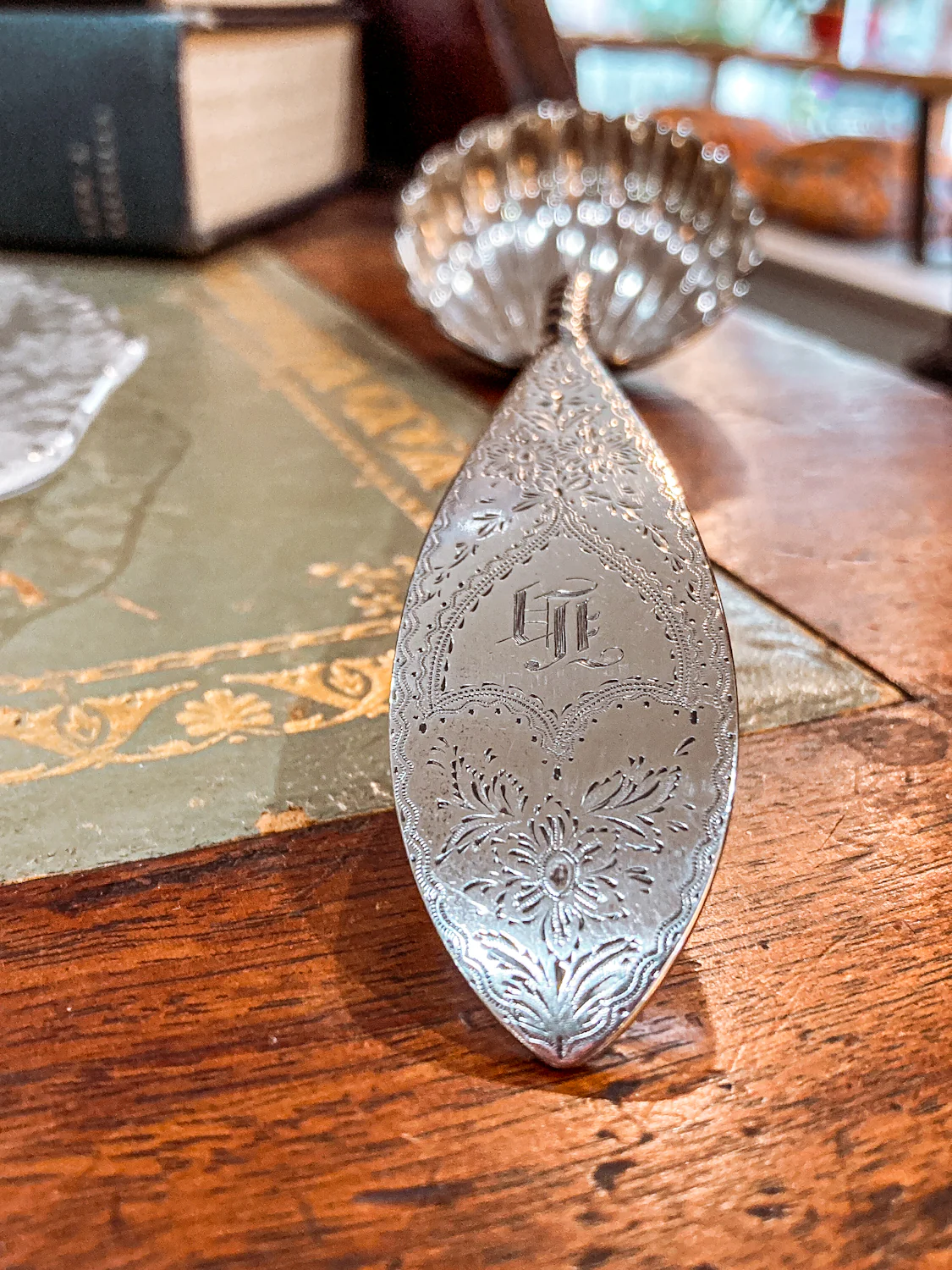 Antique Mid-19th Century Bailey & Co. Coin Silver Engraved Shell Ladle Spoon - Image 4