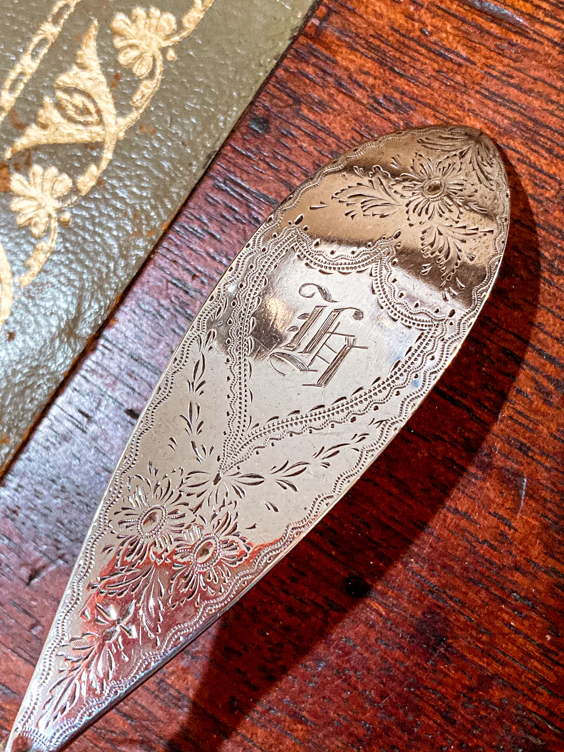 Antique Mid-19th Century Bailey & Co. Coin Silver Engraved Shell Ladle Spoon - Image 7