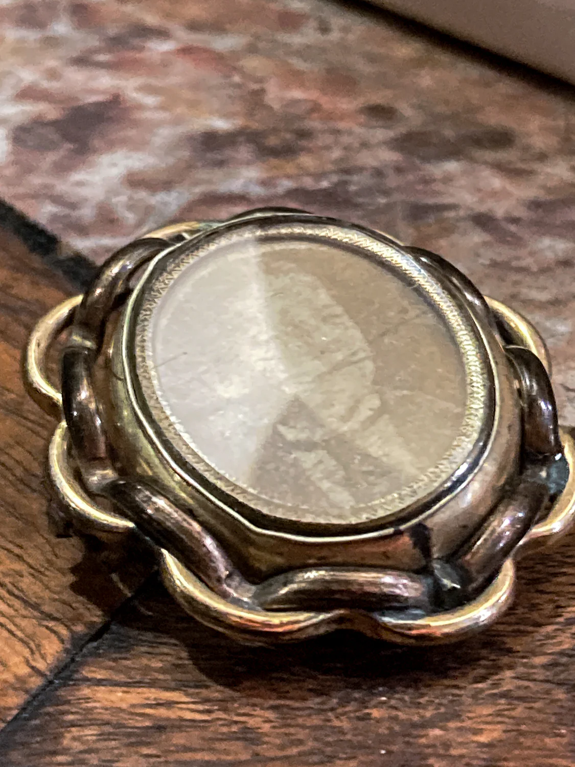 Antique Victorian Gold Filled Rotating Double Photo Mourning Brooch Pin - Image 9