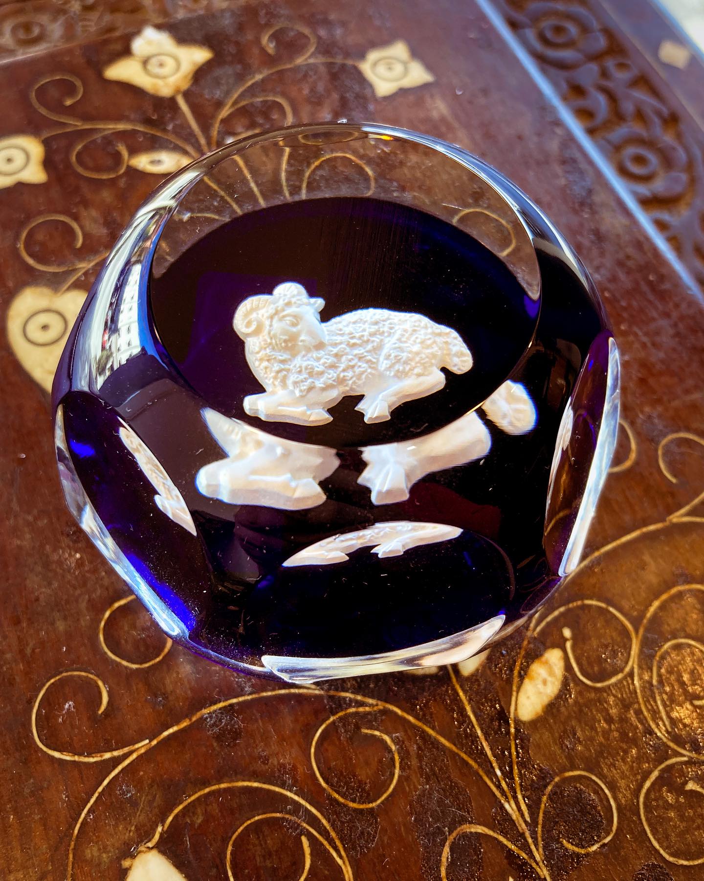 Baccarat Cobalt Crystal Sulfide Ram Aries Zodiac Sign Paperweight - Image 5