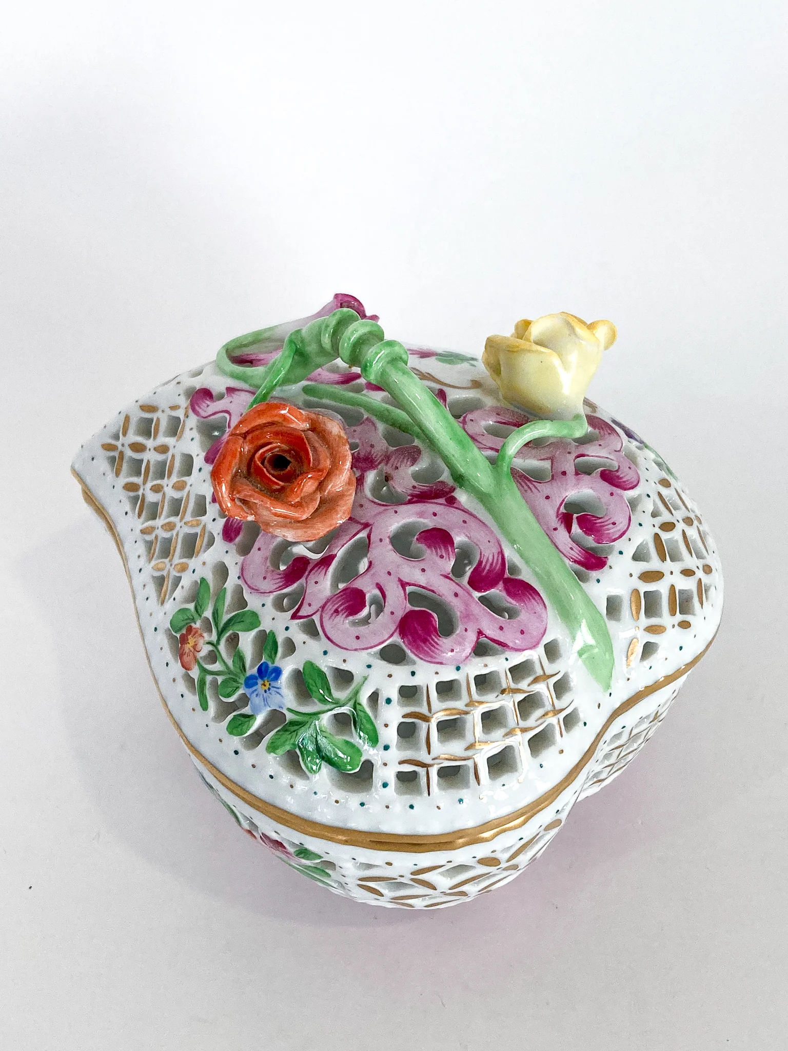 Herend Hand Painted Floral Lattice Reticulated Porcelain Rose Heart Box - Image 13