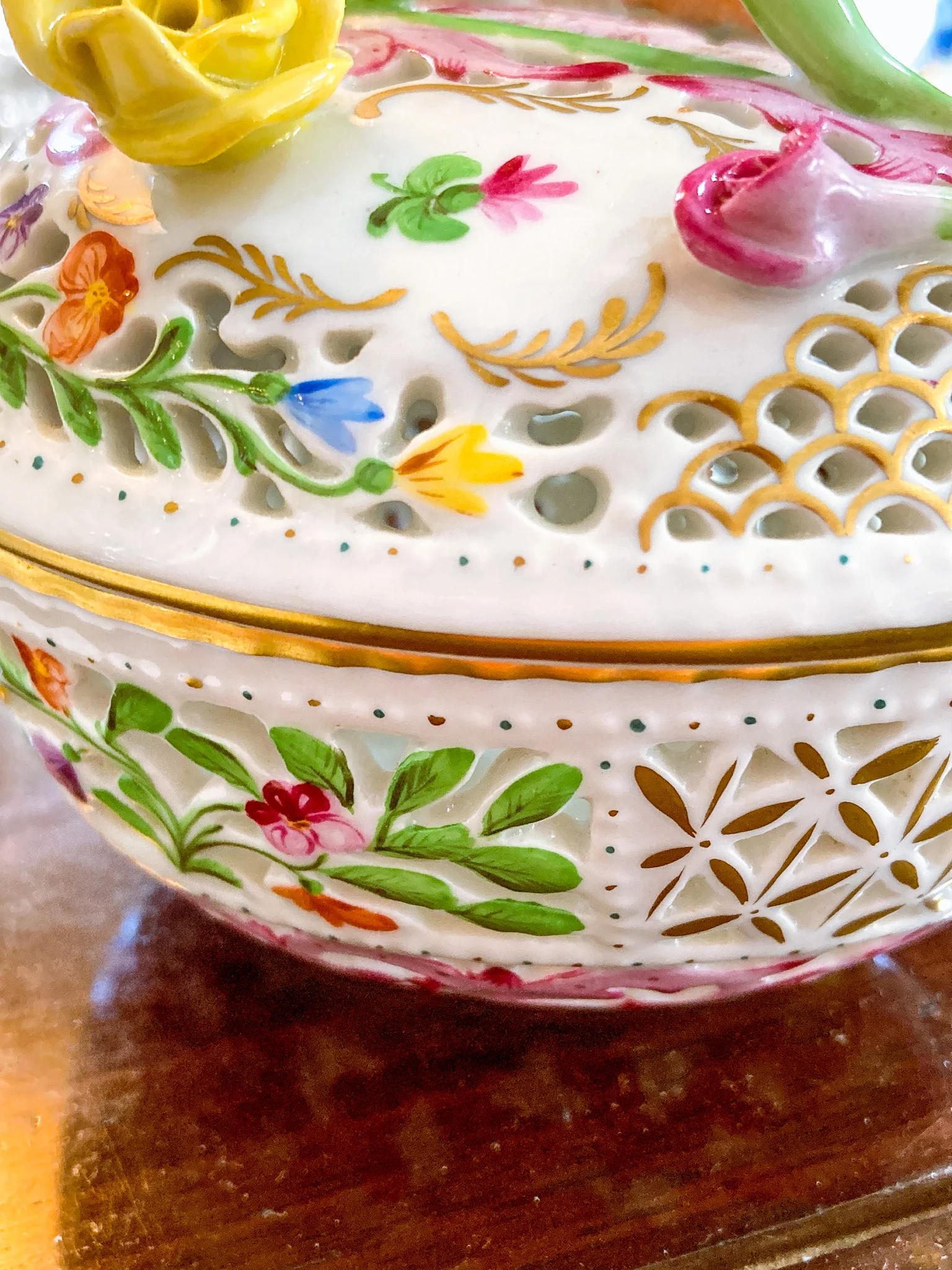 Herend Hand Painted Floral Lattice Reticulated Porcelain Rose Heart Box - Image 5