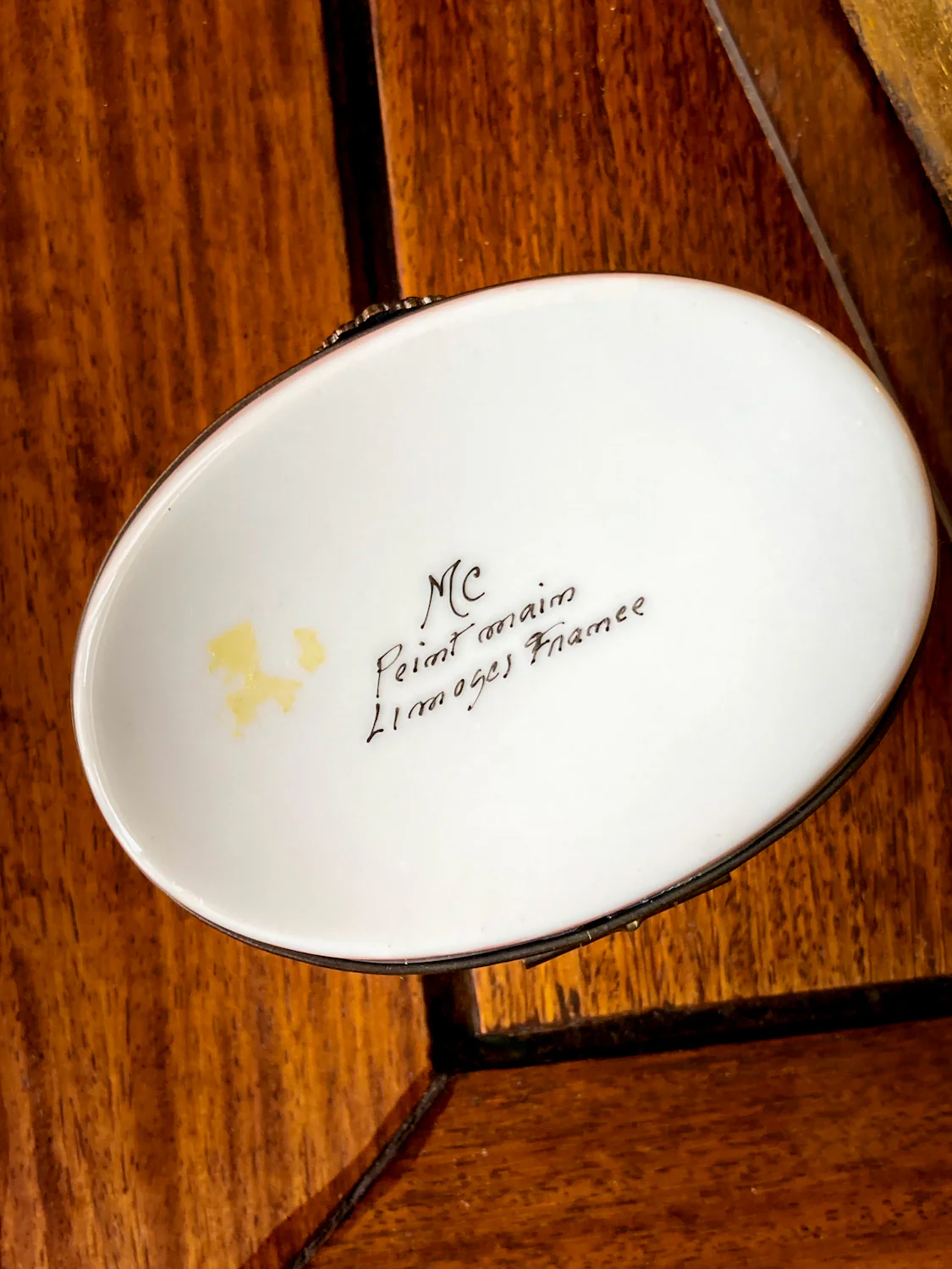 Limoges France Floral Beetle Pink Glass Style Oval Porcelain Pillbox - Image 18