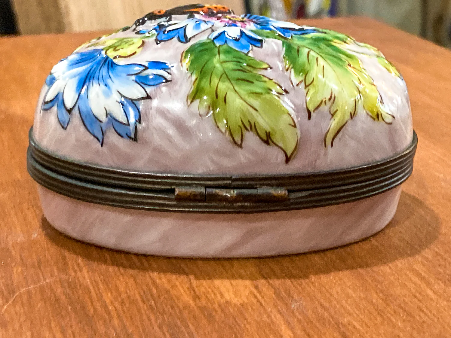 Limoges France Floral Beetle Pink Glass Style Oval Porcelain Pillbox - Image 6