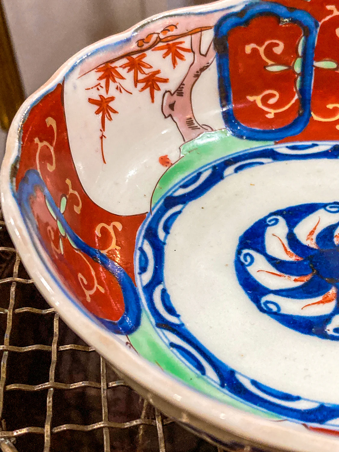 Pair Antique Japanese Meiji Period Fox Theme Red Blue Imari Porcelain Bowls - Image 13