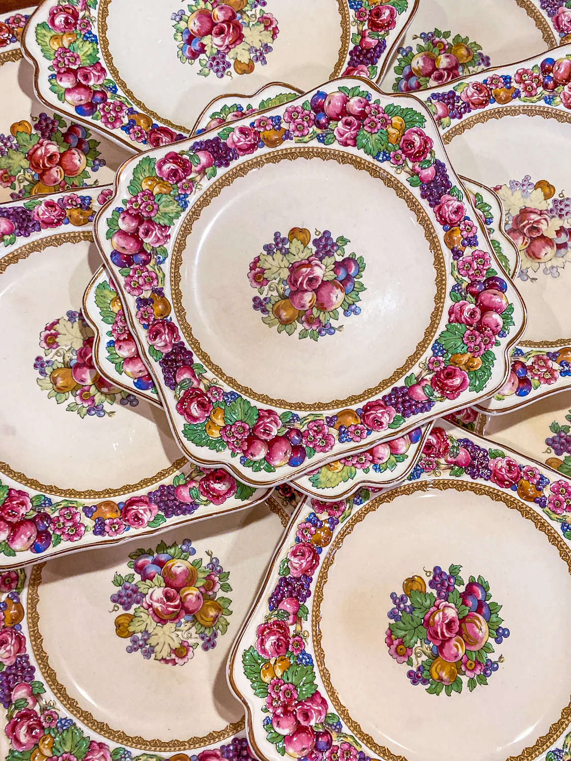 Set of Ten Vintage Crown Ducal Fruit and Flower Motif Square Florentine Dessert Salad Plates - Image 3