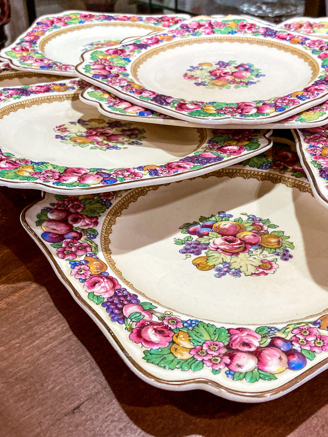 Set of Ten Vintage Crown Ducal Fruit and Flower Motif Square Florentine Dessert Salad Plates - Image 4