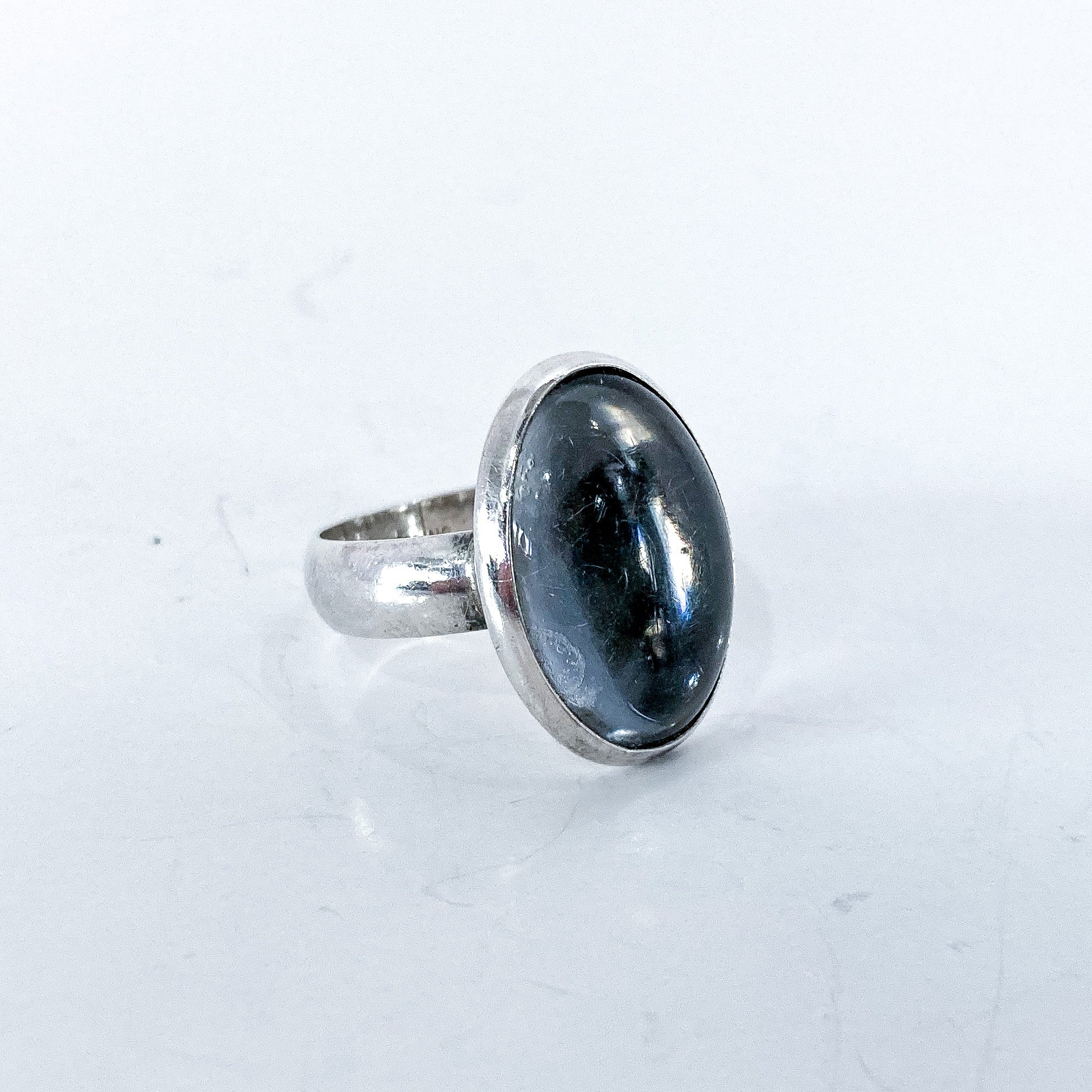 Sterling Silver Oval Moody Midnight Timeless Glass Cabochon Ring - Image 8