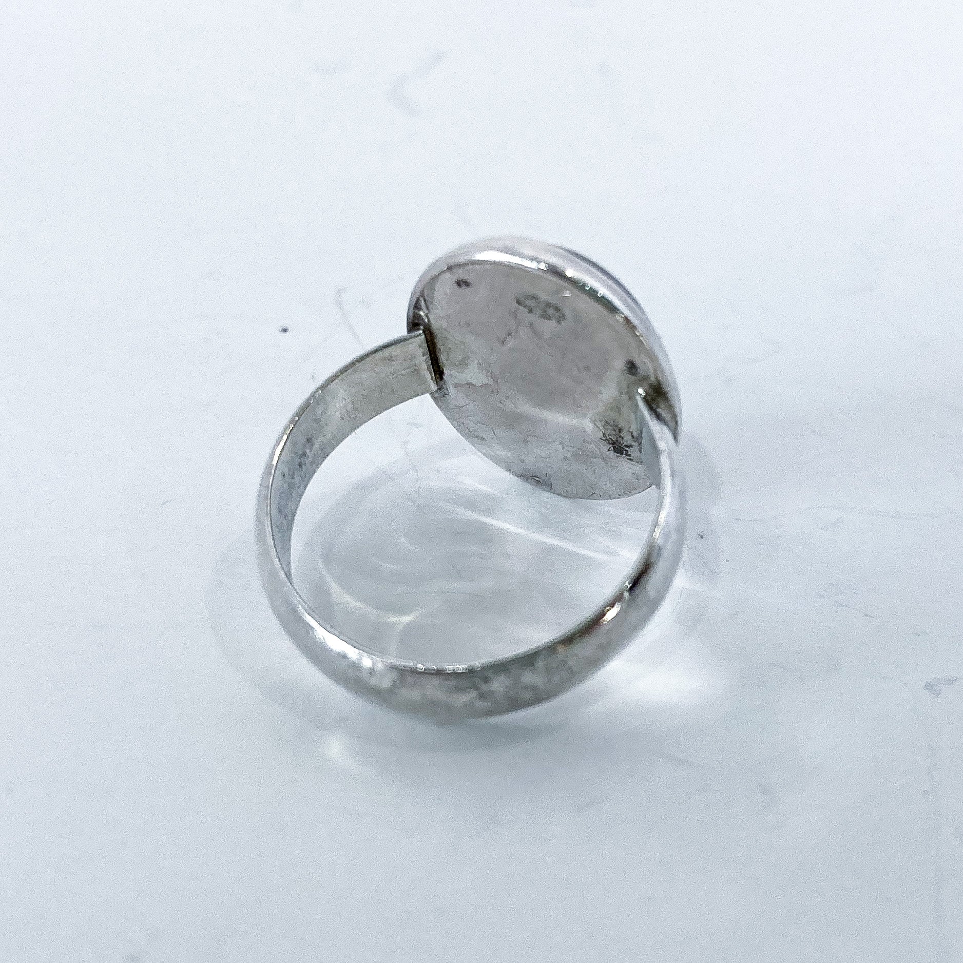 Sterling Silver Oval Moody Midnight Timeless Glass Cabochon Ring - Image 9