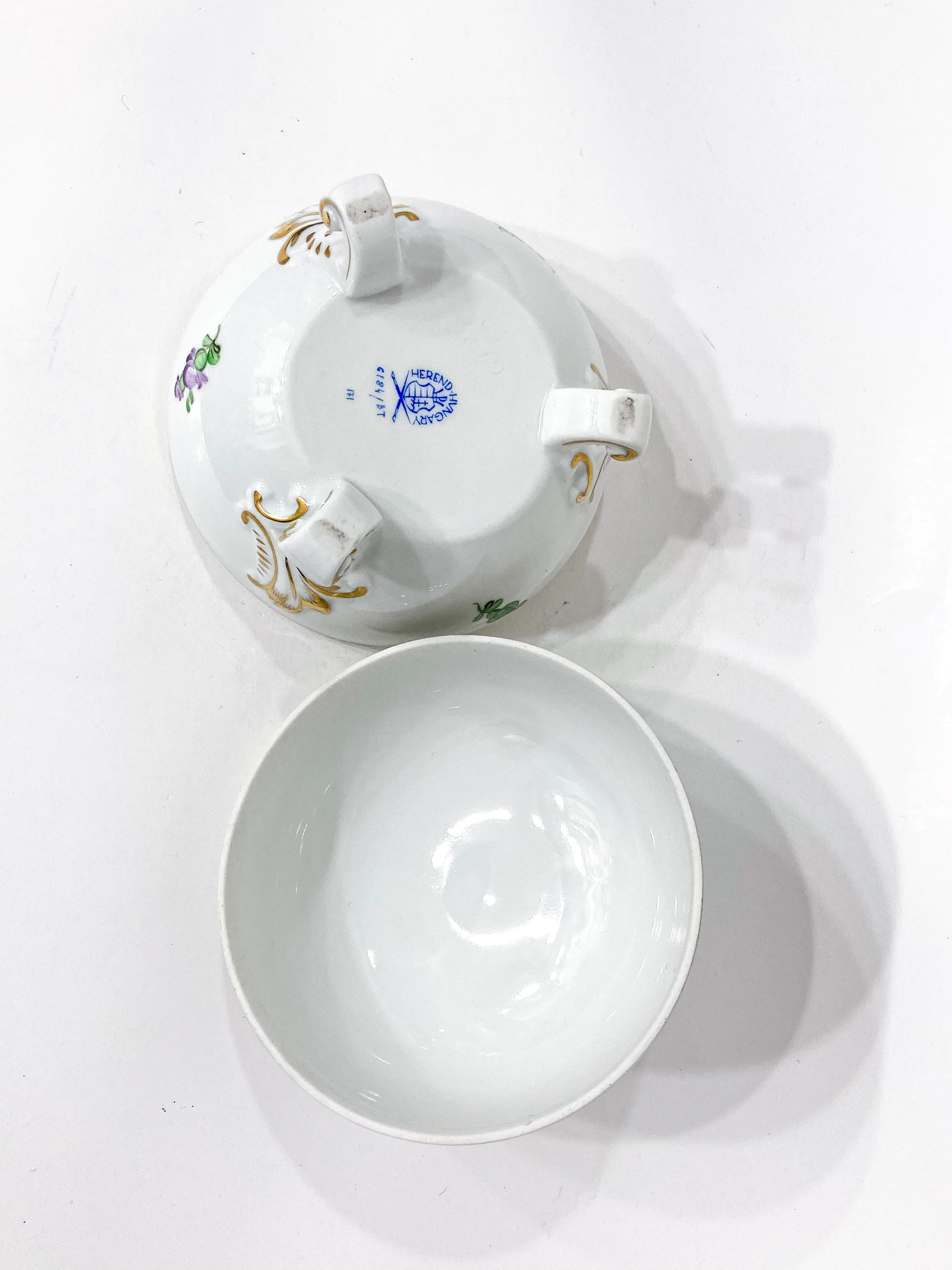 20th Century Herend Hungary Hand Painted Porcelain Yellow Rose Trinket Box - Image 17