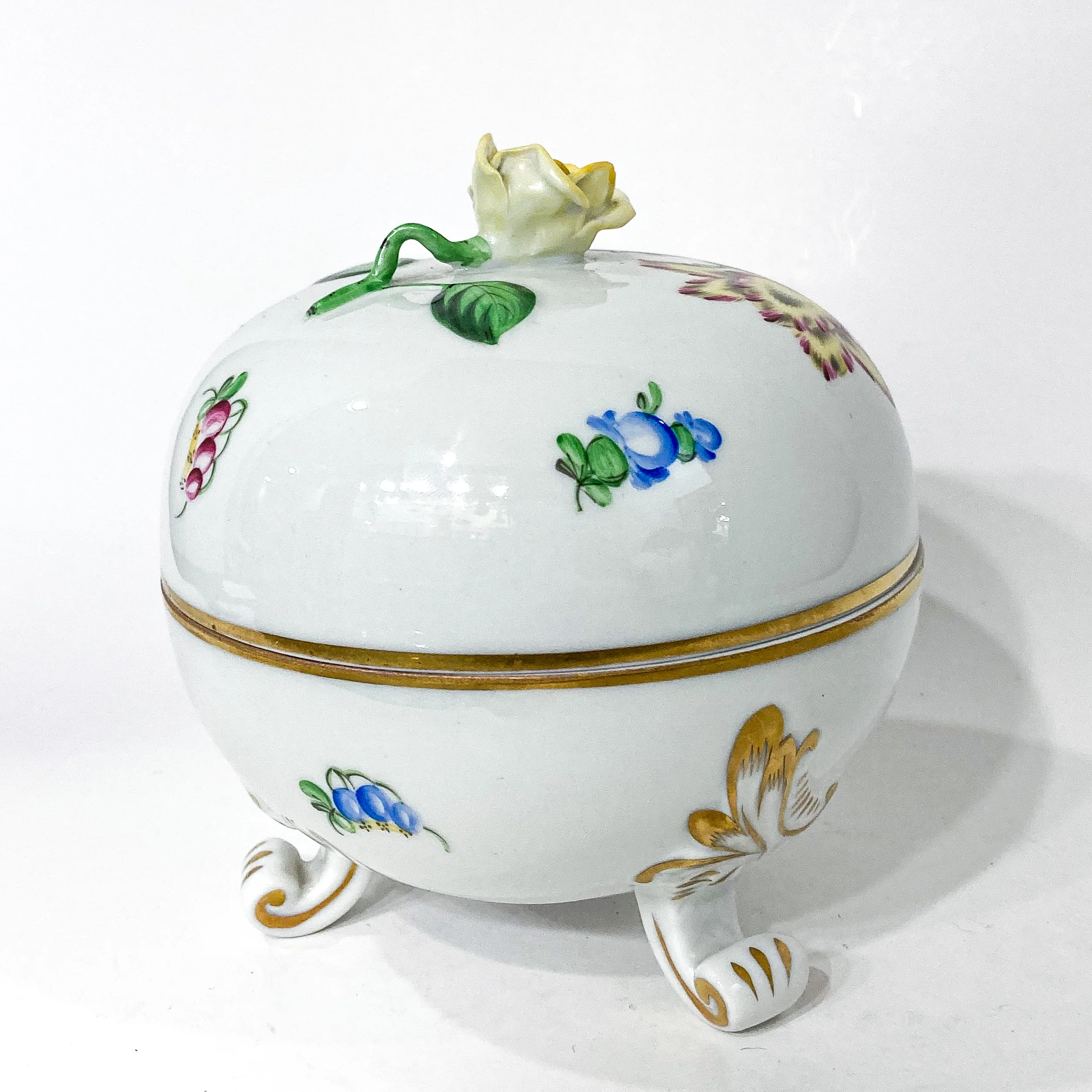 20th Century Herend Hungary Hand Painted Porcelain Yellow Rose Trinket Box - Image 20
