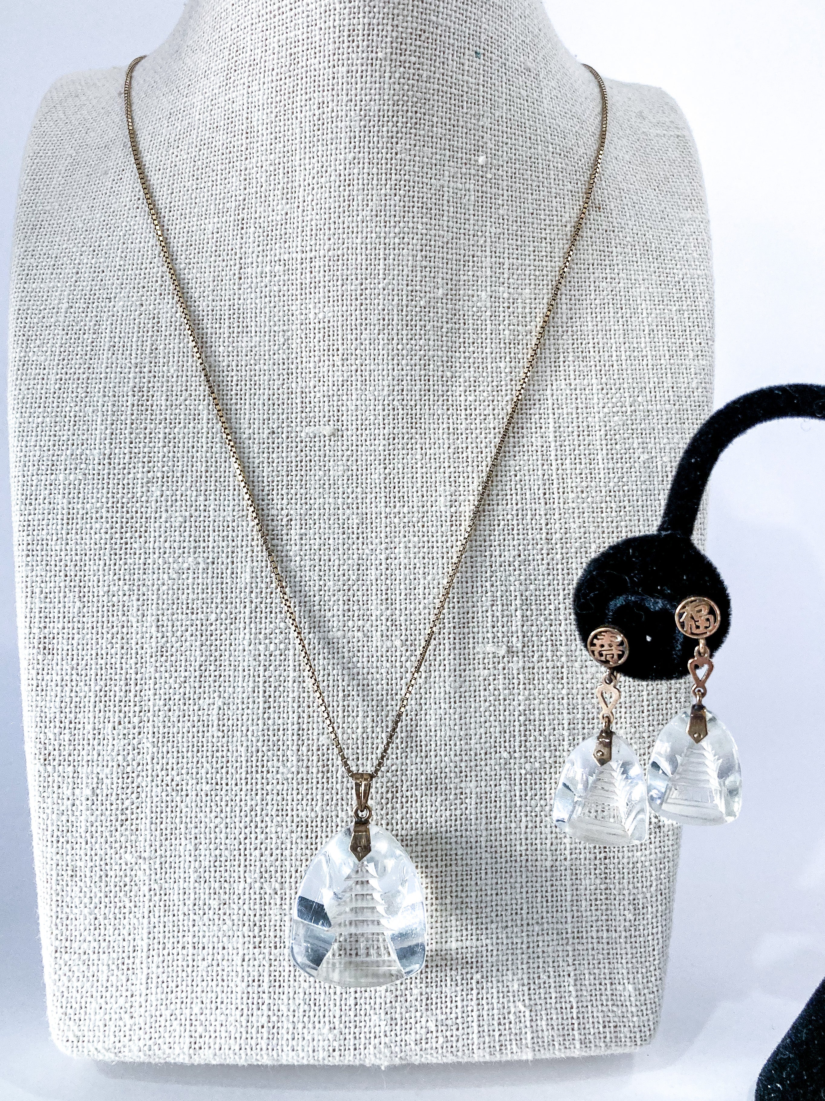 Vintage 14k Gold Carved Crystal Pagoda Necklace Earrings Japan Jewelry Set - Image 10