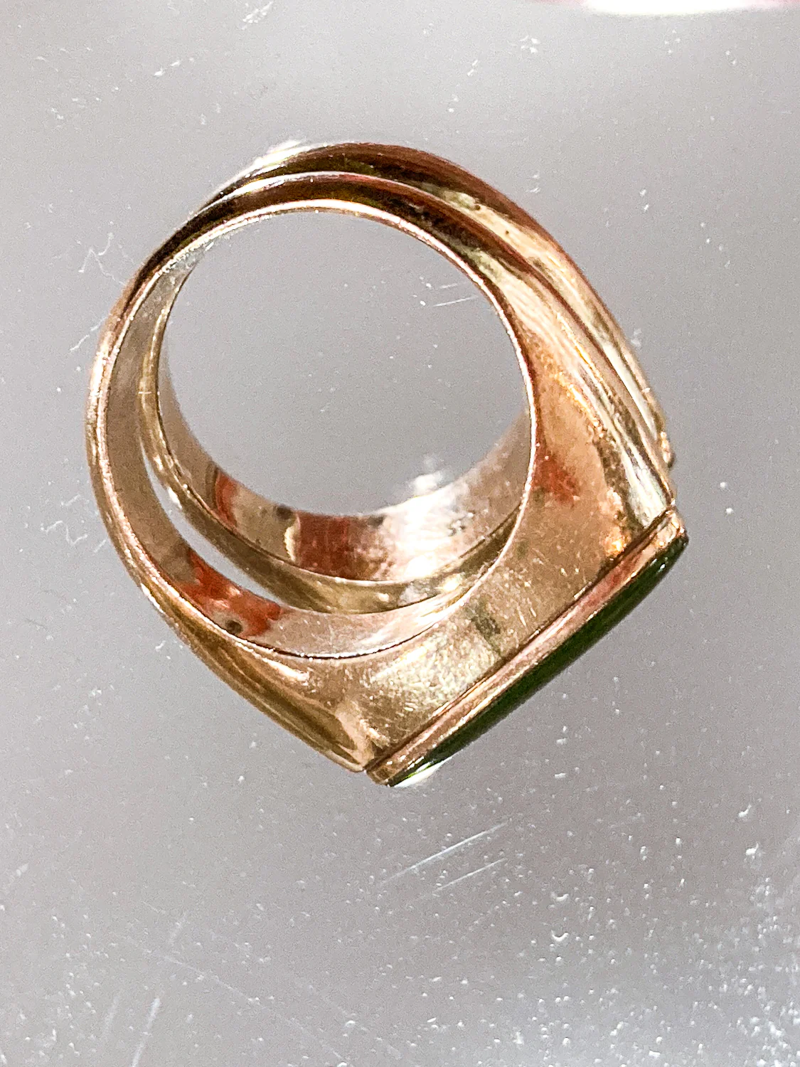 Timeless Vintage 14K Yellow Gold Oval Green Jade MCM Mod Ring - Image 12