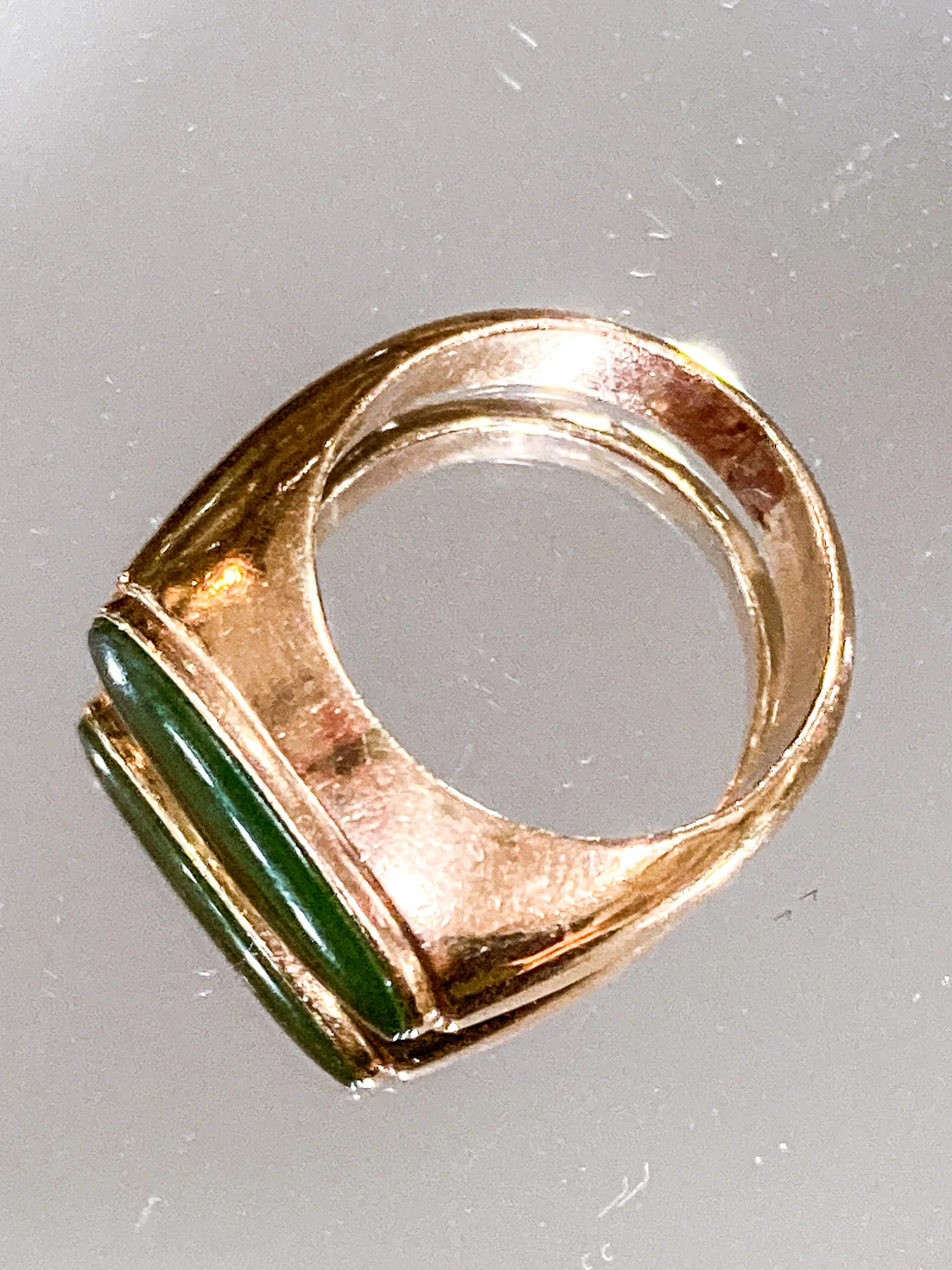 Timeless Vintage 14K Yellow Gold Oval Green Jade MCM Mod Ring - Image 8