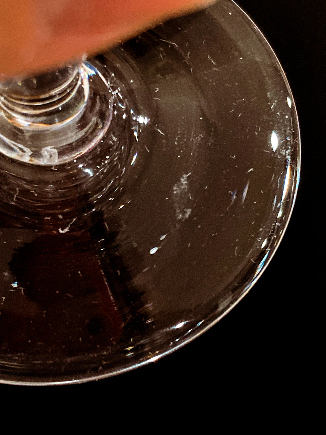 Vintage 1950s Set of Eight Paneled Stem Clear Glass Sherry Glasses - Image 22