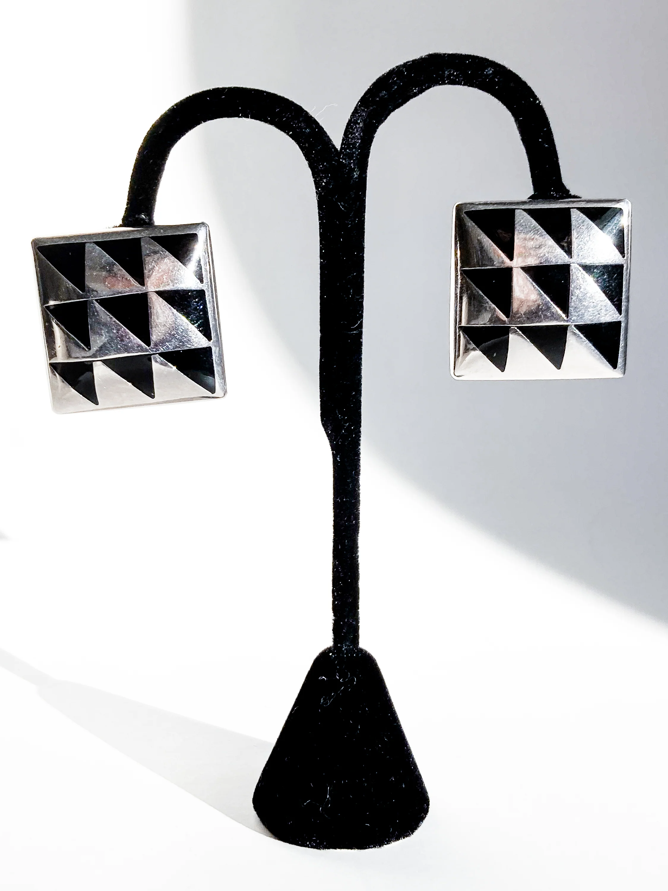 Vintage Abstract Contrast Black Sterling Silver Clip On Statement Earrings - Image 3
