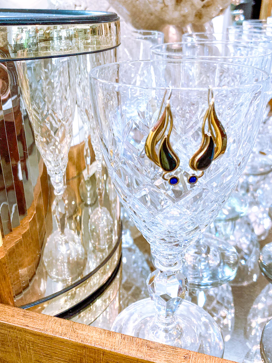 Vintage Abstract Gold Silver Tear Drop Green Blue Accent Drop Earrings - Image 10