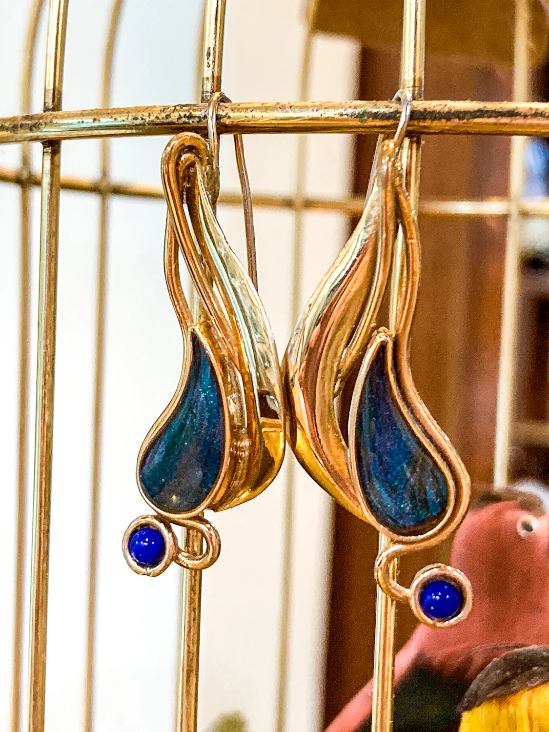 Vintage Abstract Gold Silver Tear Drop Green Blue Accent Drop Earrings - Image 7