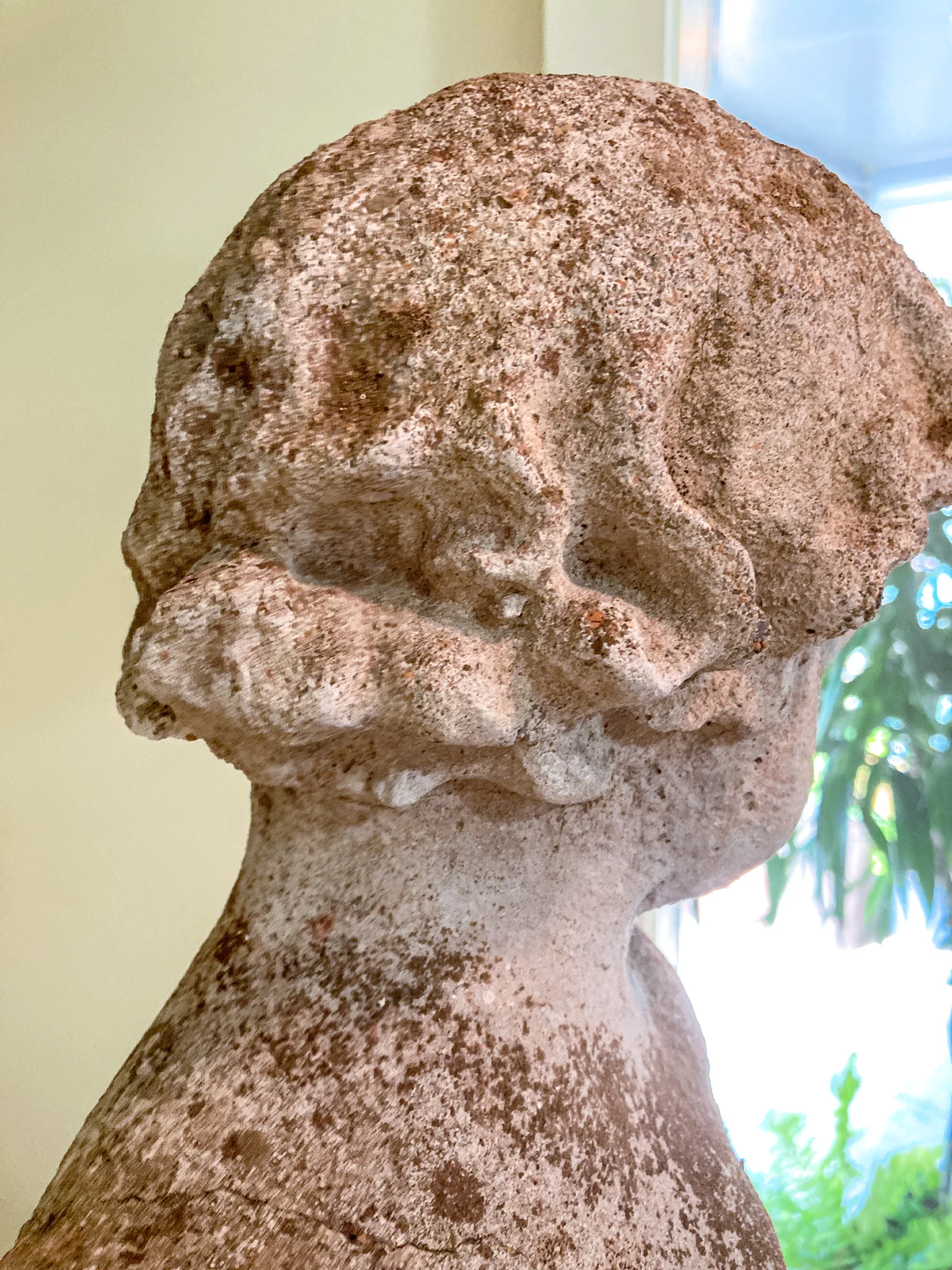 Vintage 1960s Barefoot Child Putti Outdoor Cast Stone Garden Sculpture Statue - Image 8