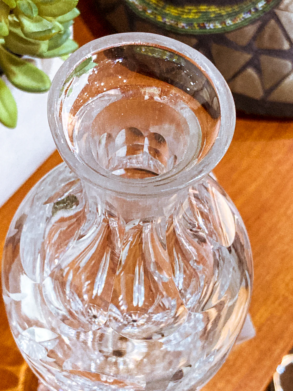 Vintage Clear Glass Etched Details Sculptural Stopper Decanter Barware - Image 10