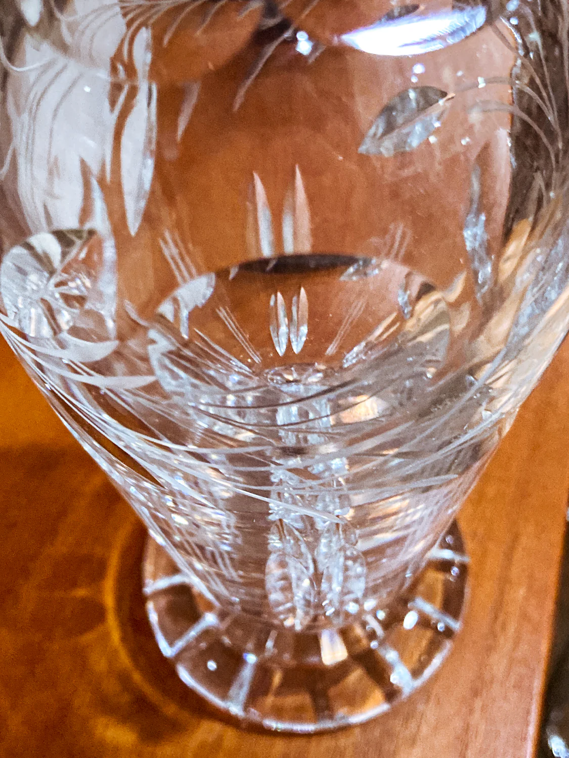 Vintage Clear Glass Etched Details Sculptural Stopper Decanter Barware - Image 7