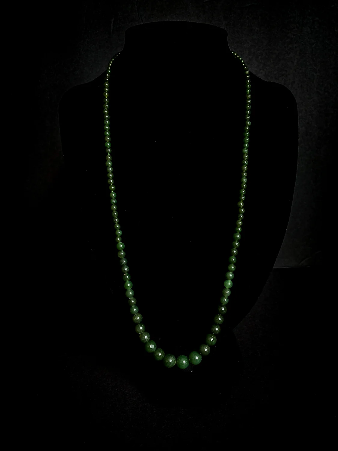 Vintage Graduated Green Nephrite Stone Bead Elongated Necklace - Image 11