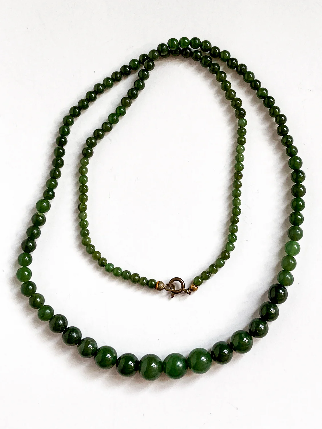 Vintage Graduated Green Nephrite Stone Bead Elongated Necklace - Image 3