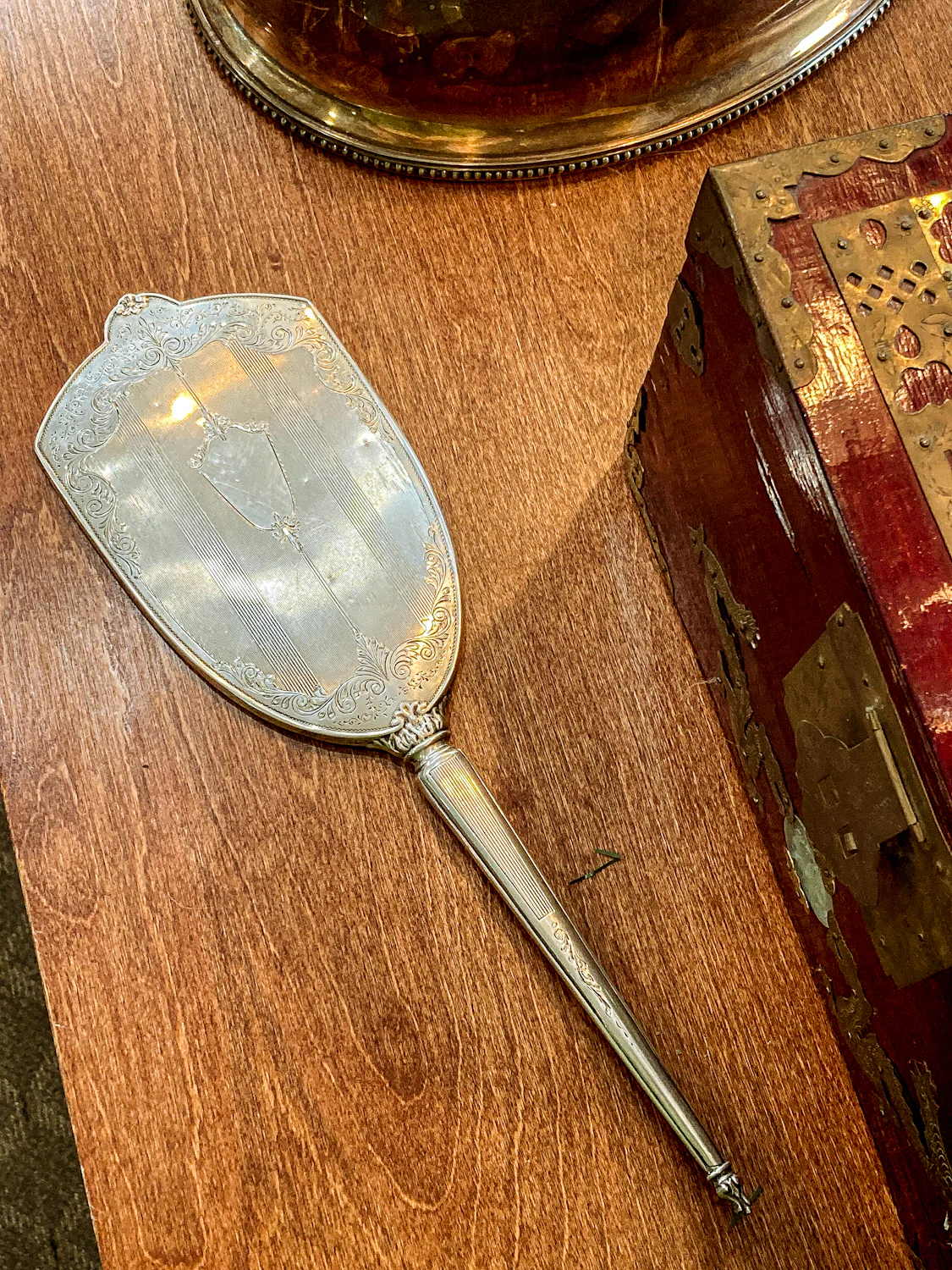 Vintage Engraved Sterling Silver Haddon Hall Elongated Vanity Hand Mirror - Image 19