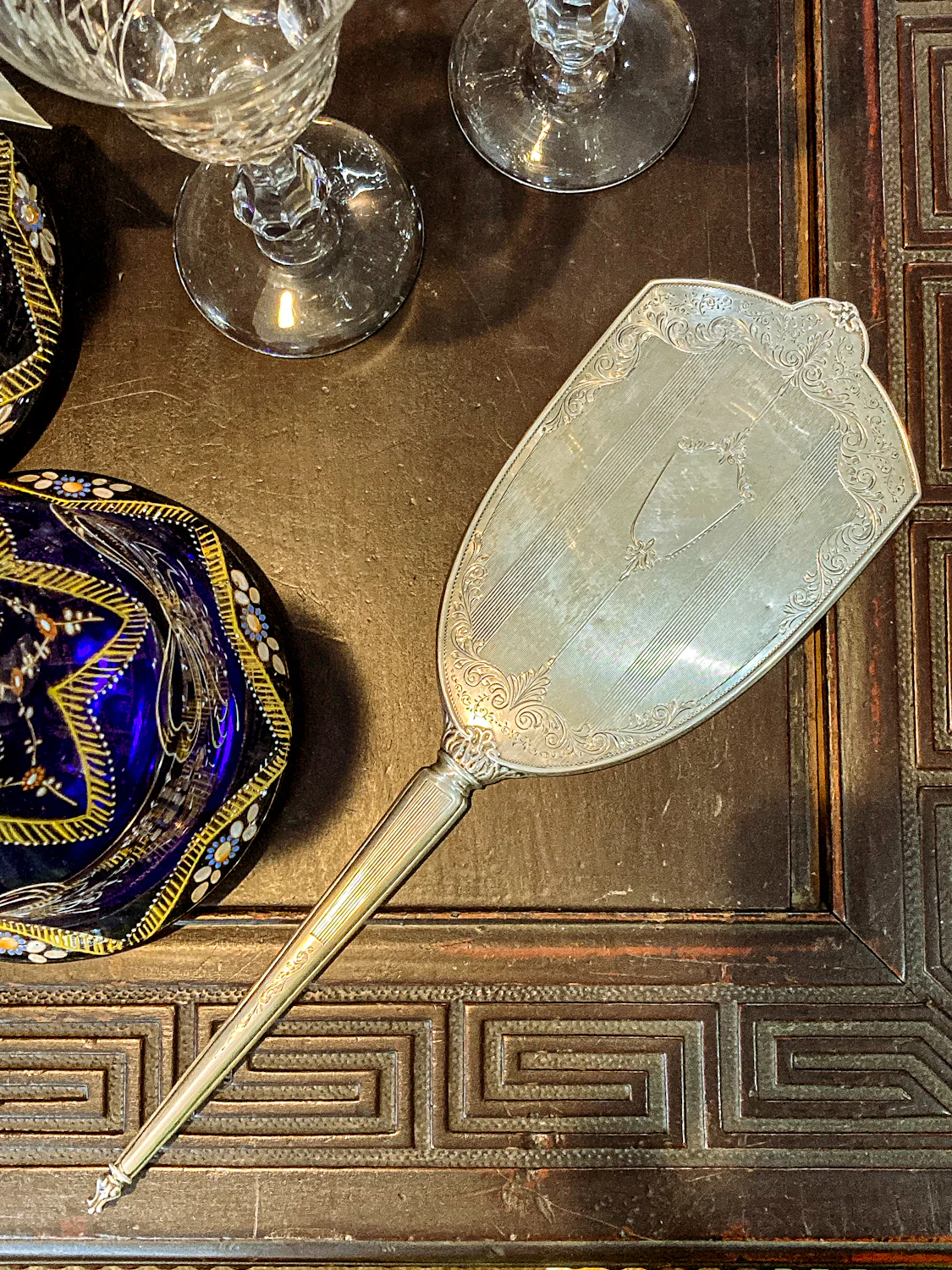 Vintage Engraved Sterling Silver Haddon Hall Elongated Vanity Hand Mirror - Image 22