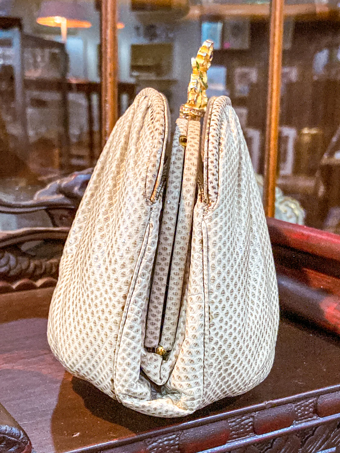 Vintage Judith Leiber Champagne Snakeskin Floral Clasp Crossbody Clutch Bag - Image 10