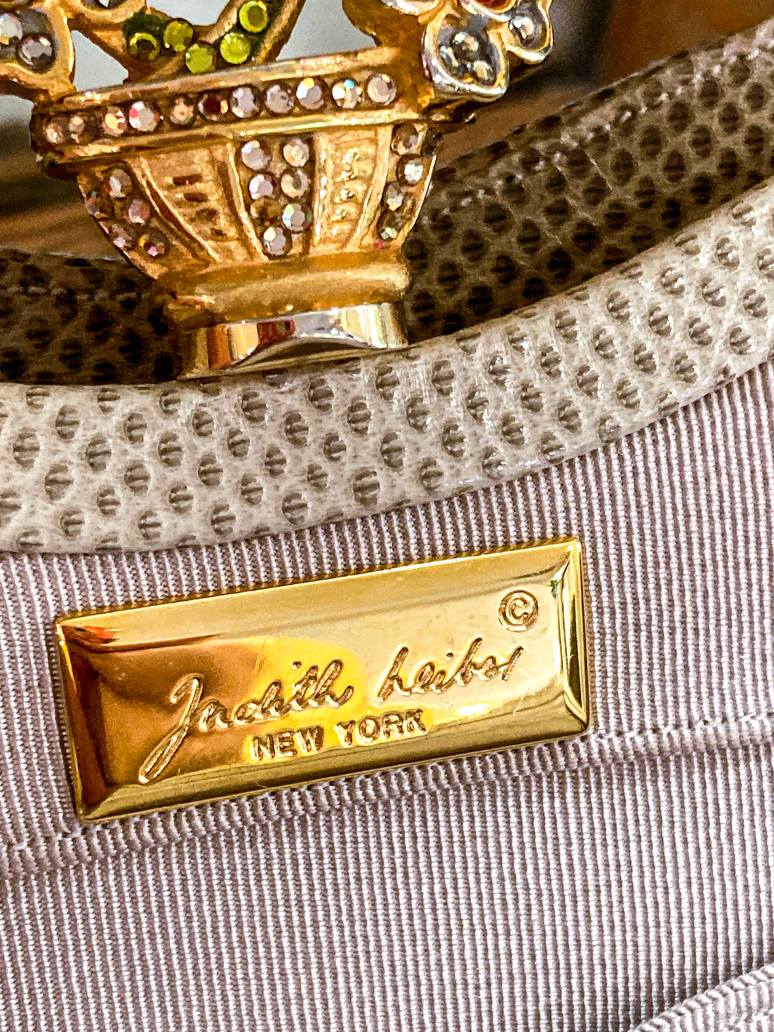 Vintage Judith Leiber Champagne Snakeskin Floral Clasp Crossbody Clutch Bag - Image 13