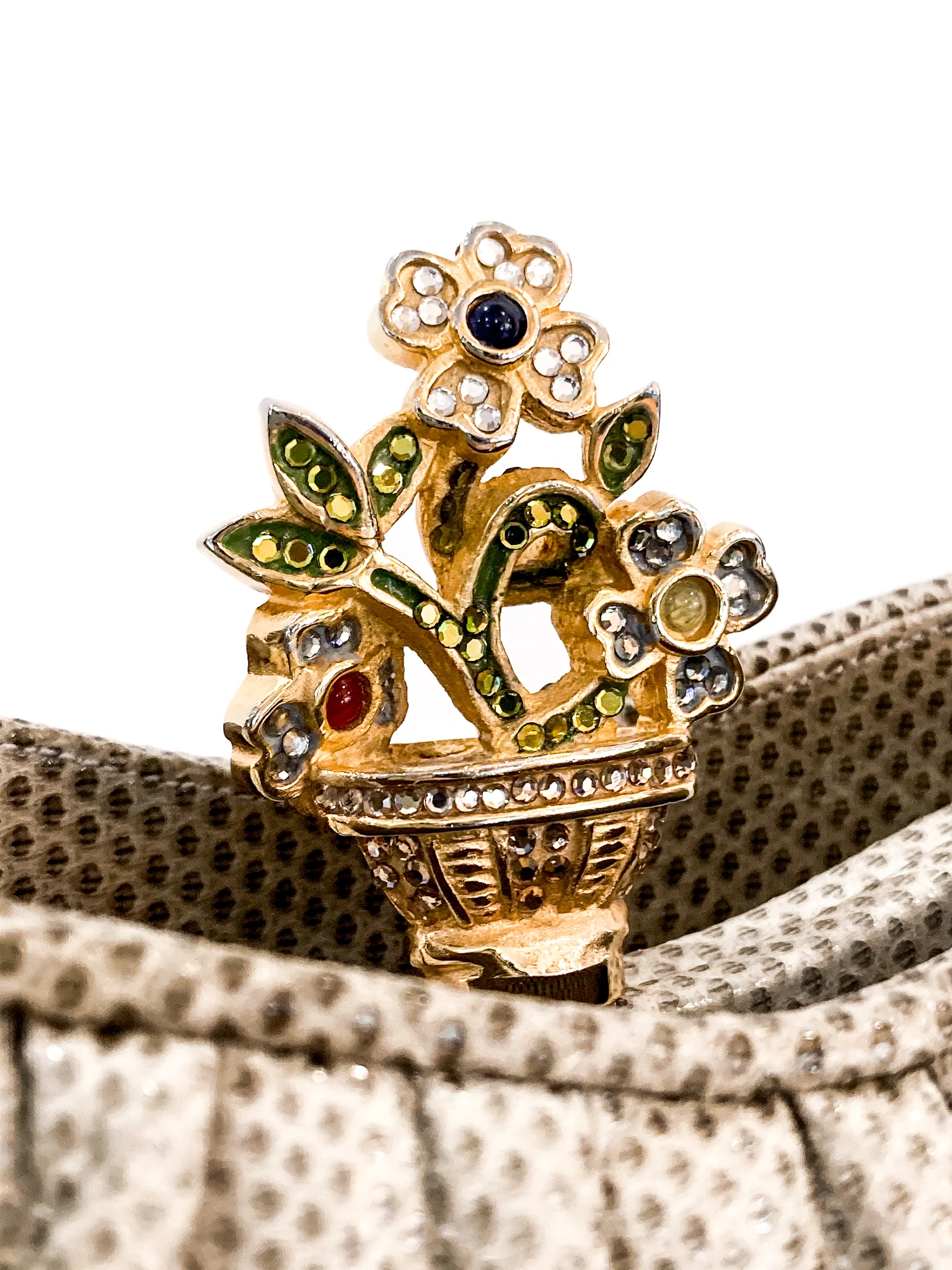 Vintage Judith Leiber Champagne Snakeskin Floral Clasp Crossbody Clutch Bag - Image 16