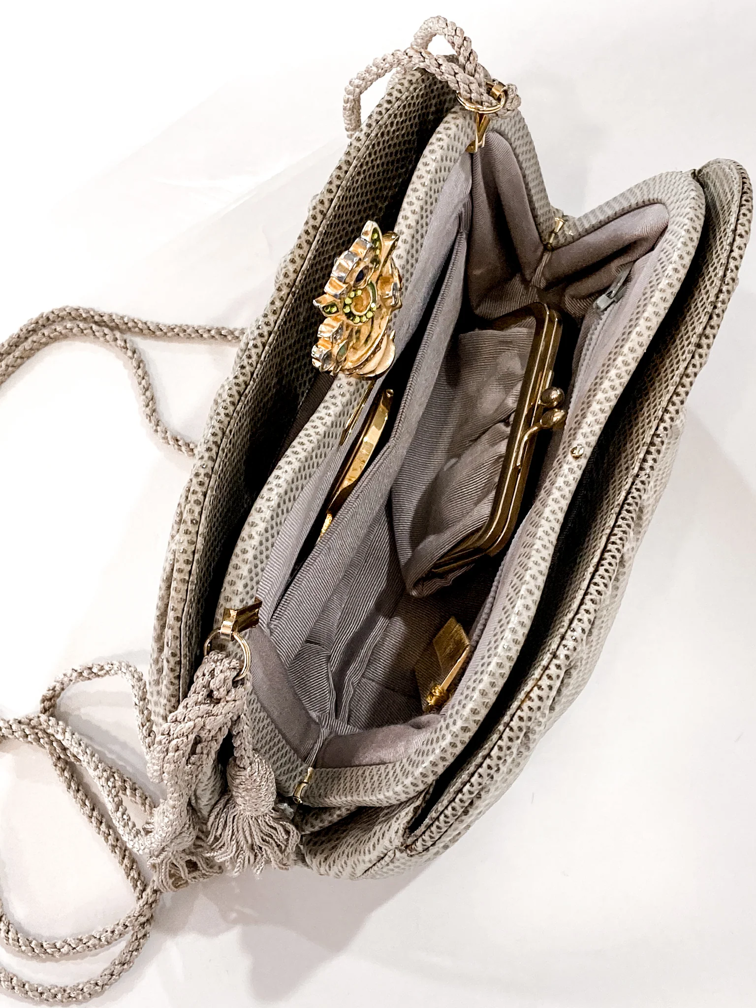 Vintage Judith Leiber Champagne Snakeskin Floral Clasp Crossbody Clutch Bag - Image 31