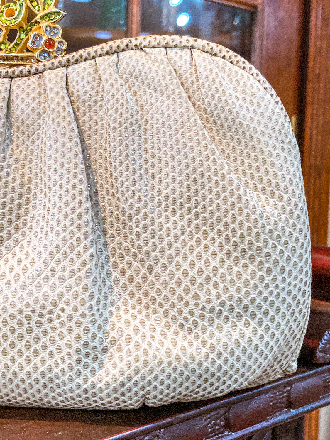 Vintage Judith Leiber Champagne Snakeskin Floral Clasp Crossbody Clutch Bag - Image 33