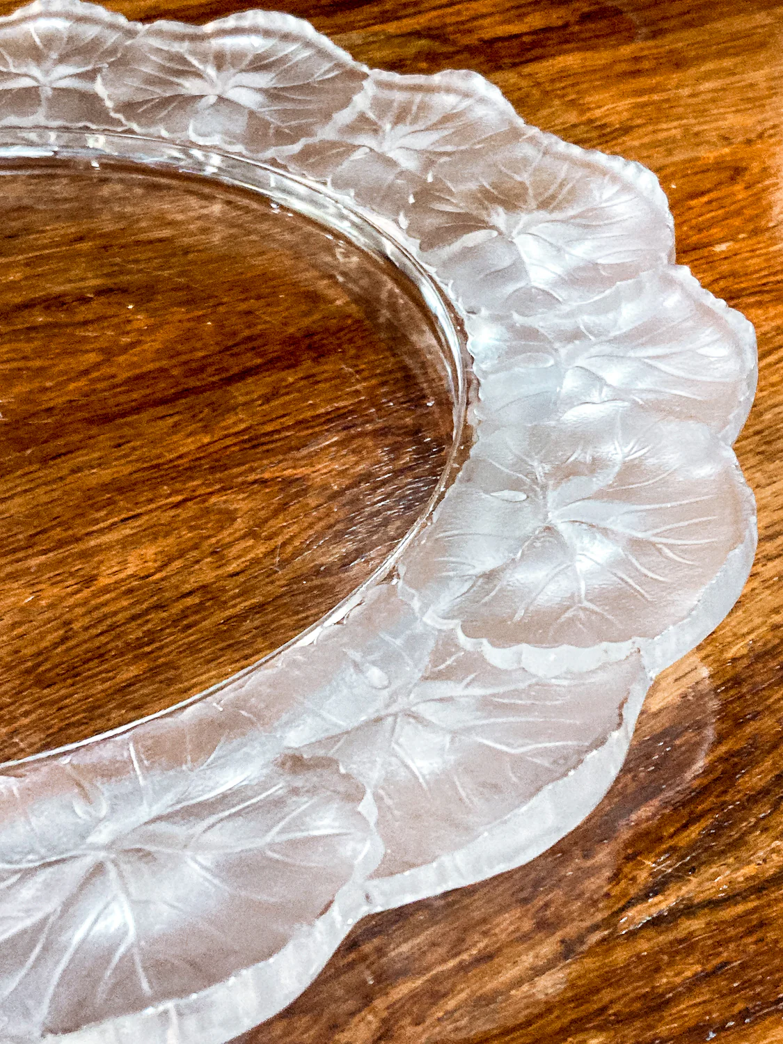 Vintage Lalique France Honfleur Geranium 11 Inch Clear Crystal Dish Plate - Image 16