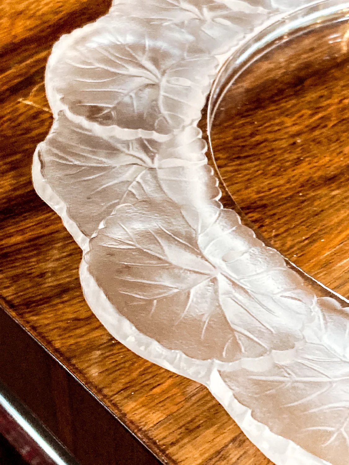 Vintage Lalique France Honfleur Geranium 11 Inch Clear Crystal Dish Plate - Image 19