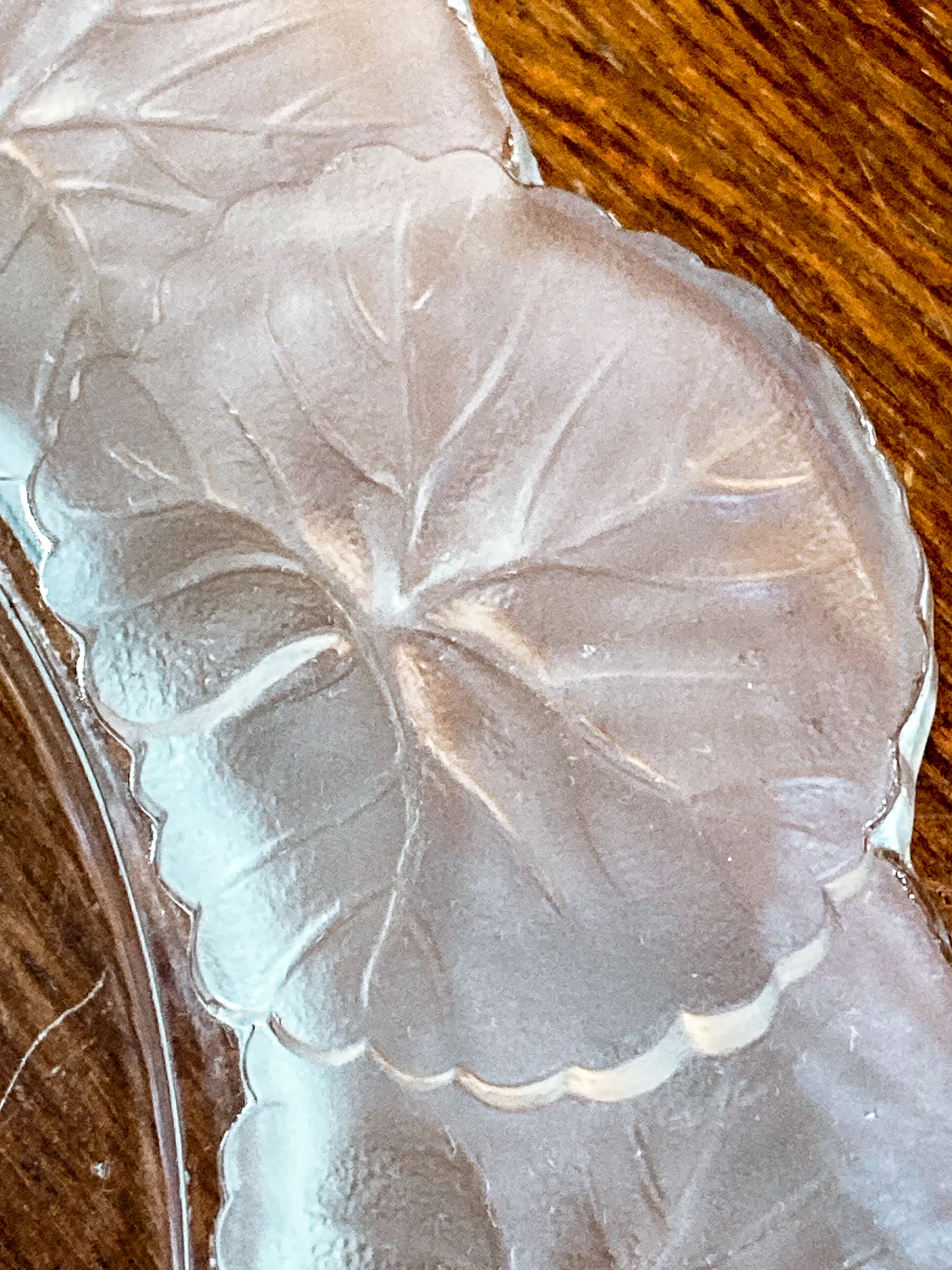 Vintage Lalique France Honfleur Geranium 11 Inch Clear Crystal Dish Plate - Image 7