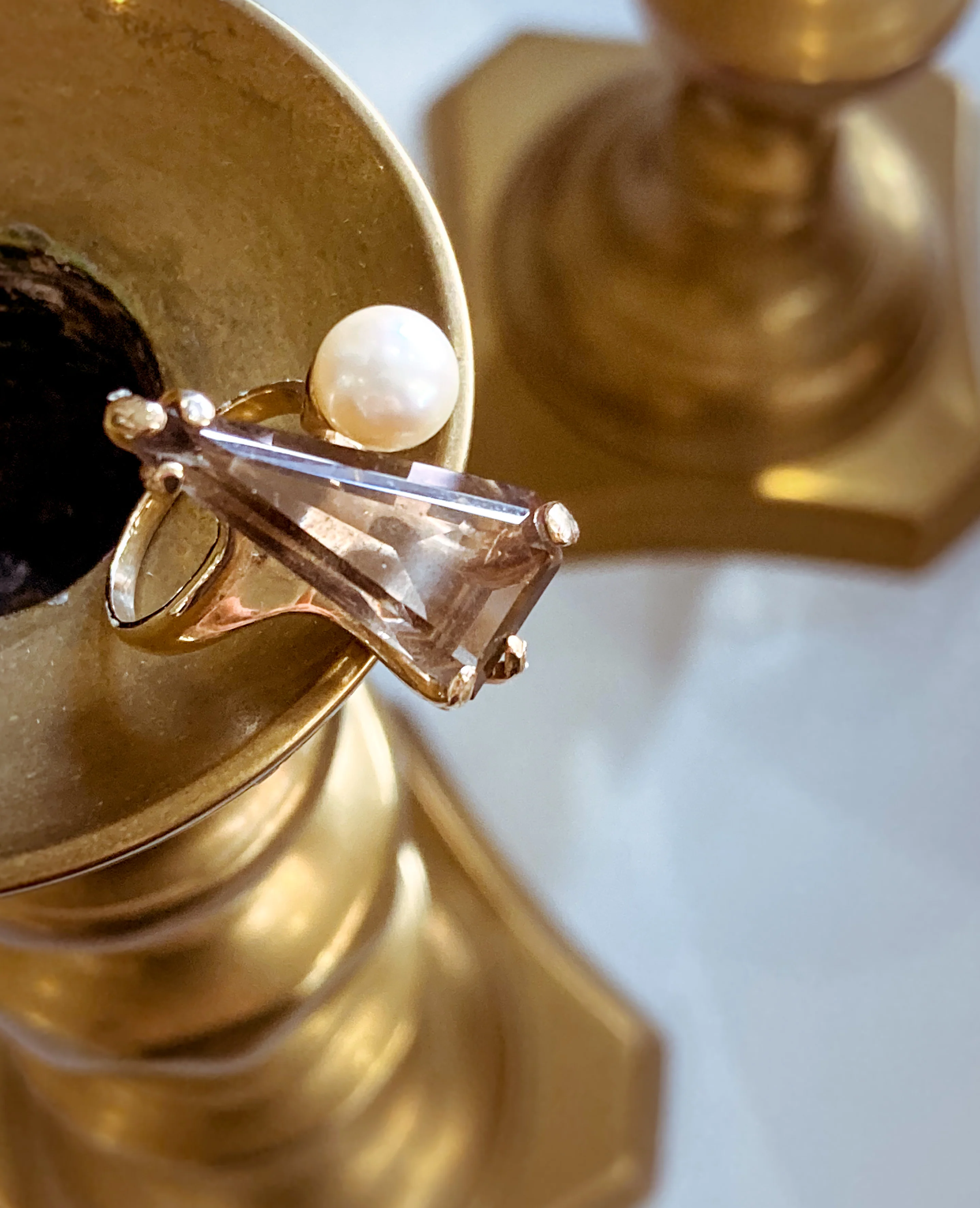 Vintage MCM 14K Yellow Gold Smokey Topaz Cultured Pearl Abstract Ring - Image 3