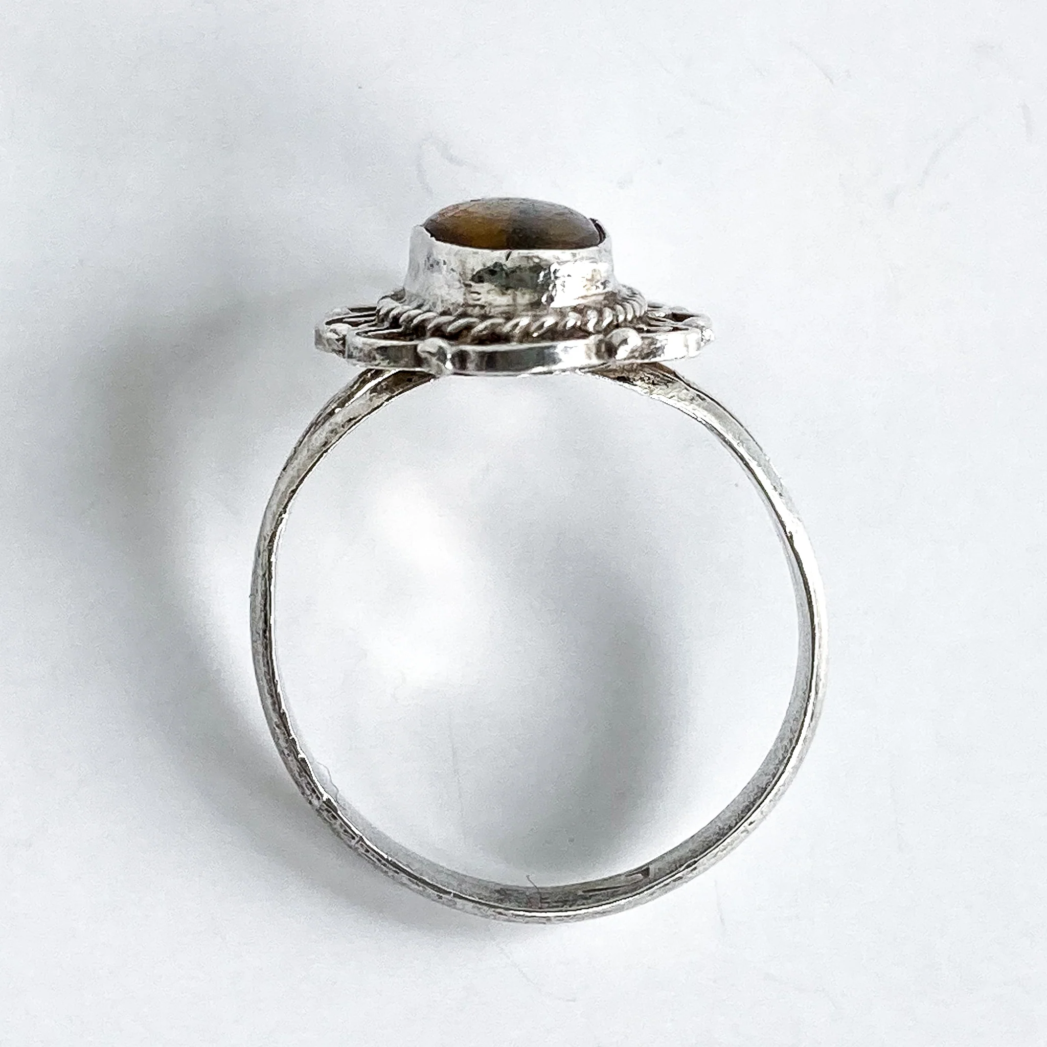 Vintage Mexico Sterling Silver Oval Faux Tiger Eye Wood Filigree Ring - Image 6