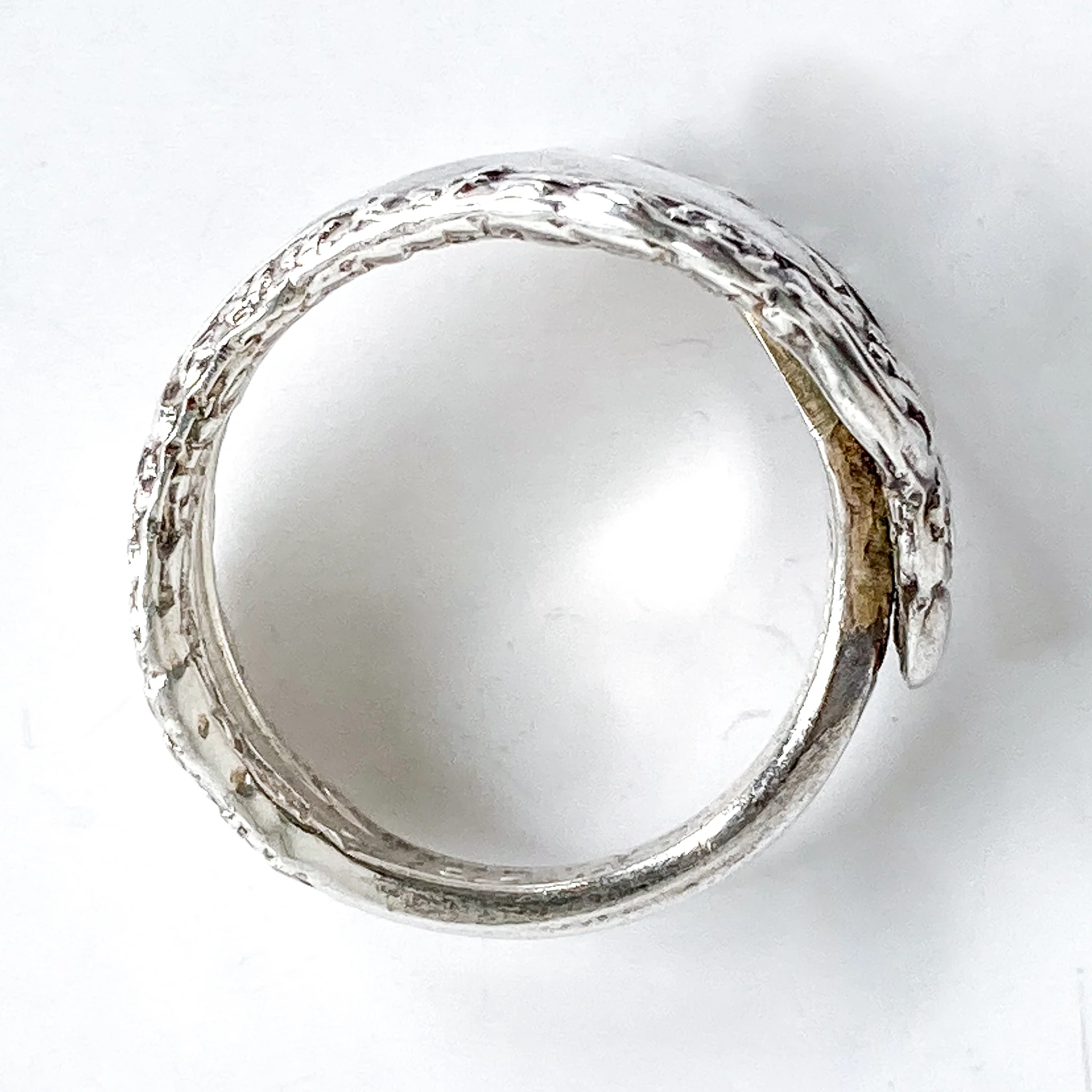 Vintage Recycled Oneida Silver Artsy Floral Repousse Spoon Handle Ring - Image 6