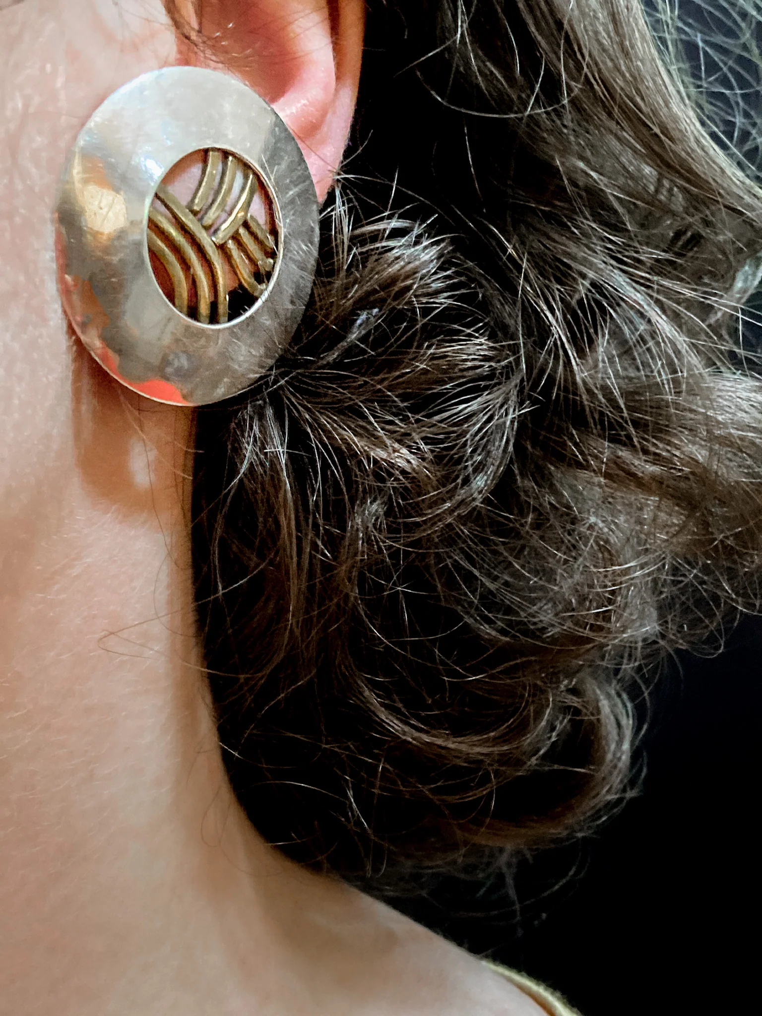 Vintage Sterling Silver Bronze Openwork Contrast Disc Clip On Earrings - Image 7