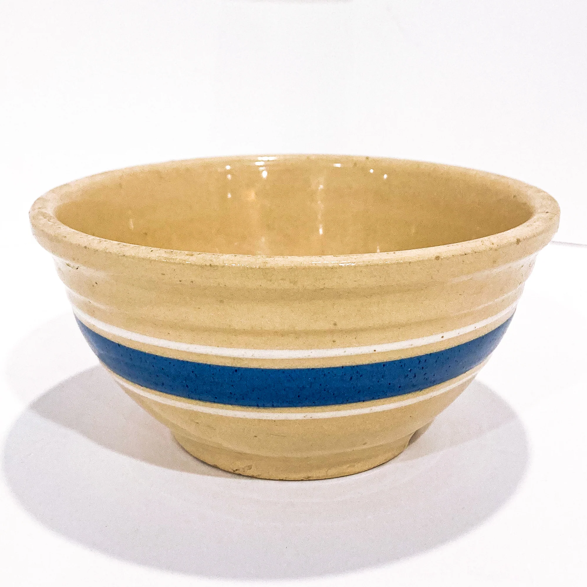 Vintage USA Made Watt Oven Ware Ceramic Blue White Cream 6” Mixing Bowl - Image 3