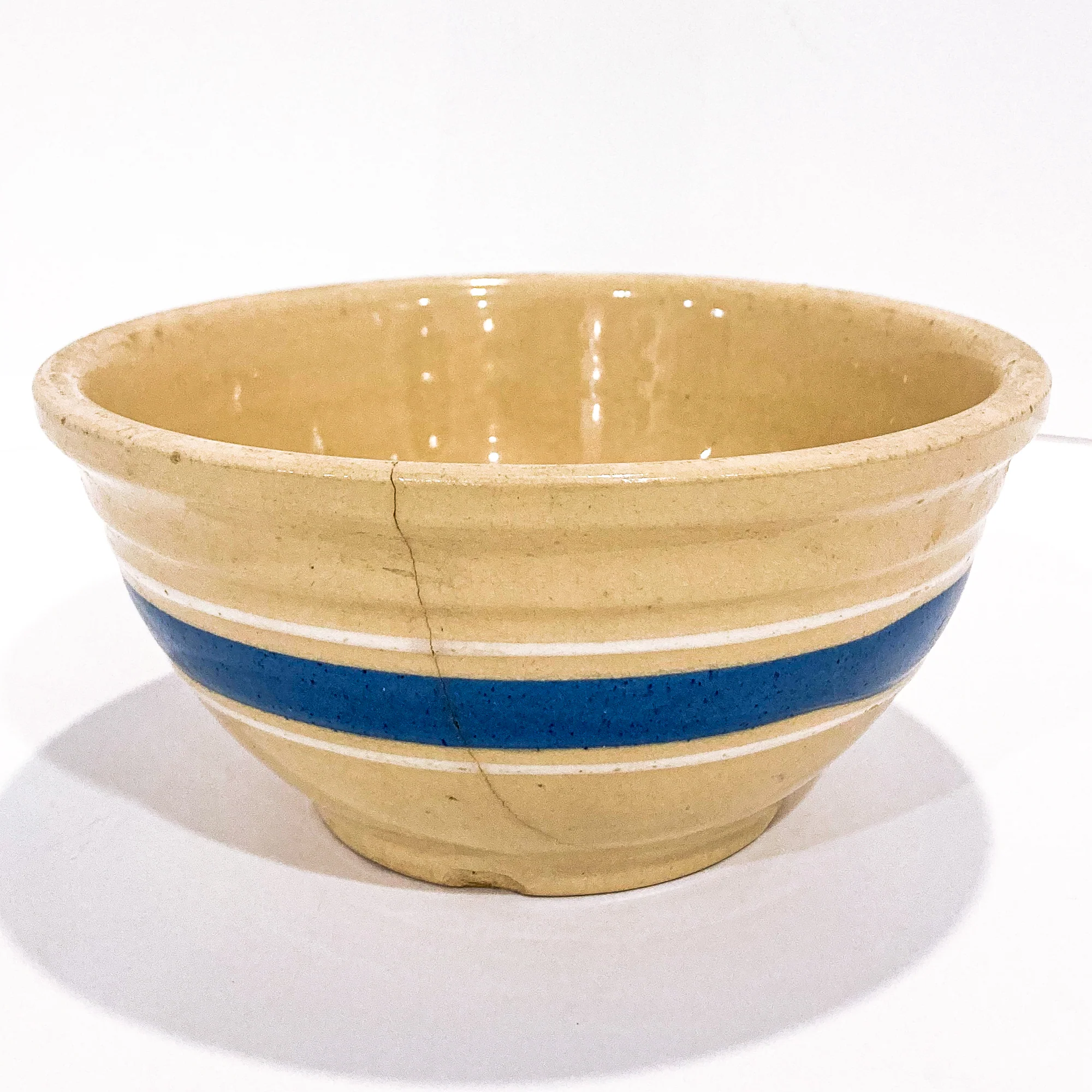 Vintage USA Made Watt Oven Ware Ceramic Blue White Cream 6” Mixing Bowl - Image 4